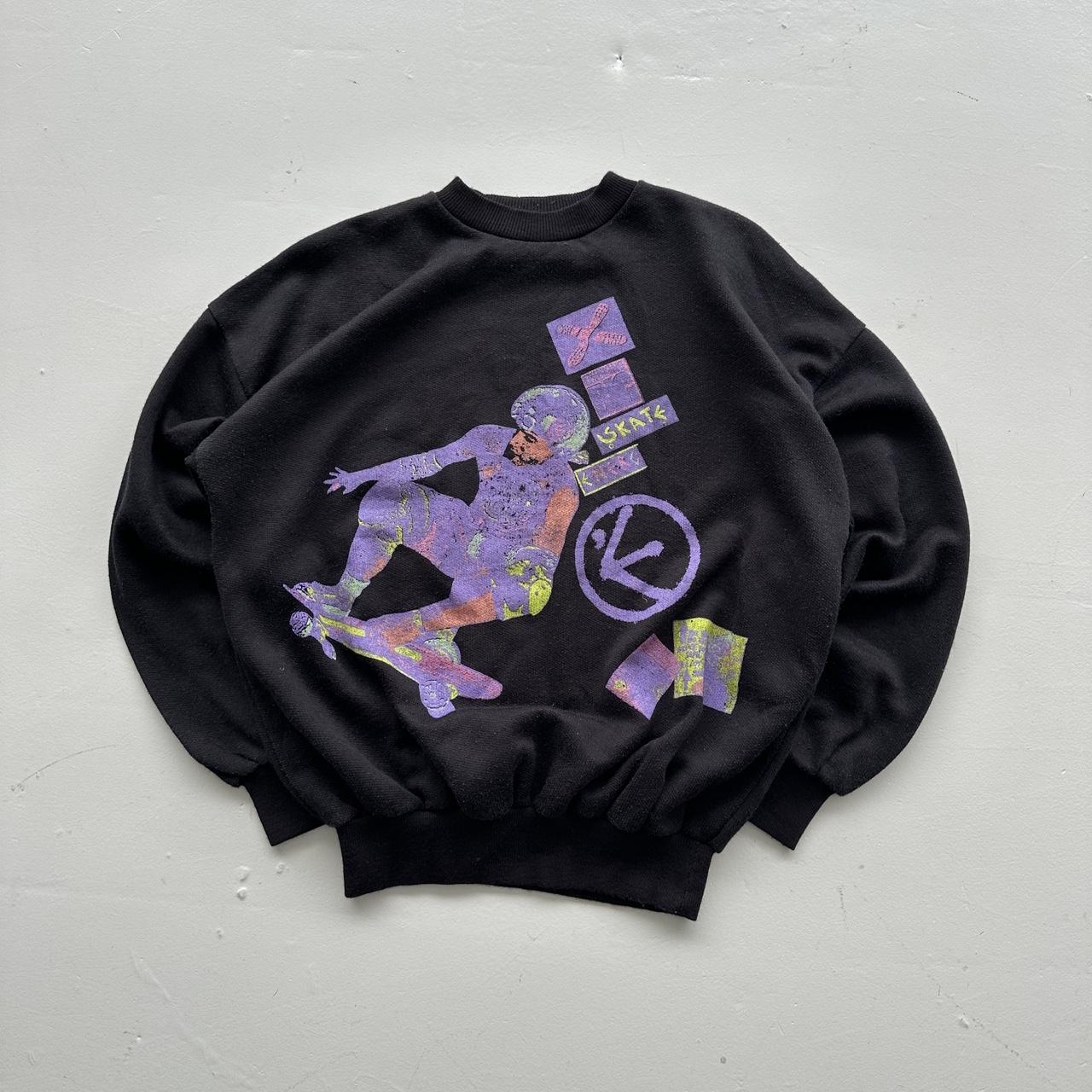 Black Skateboarding 90’s Vintage Graphic Sweatshirt - Small