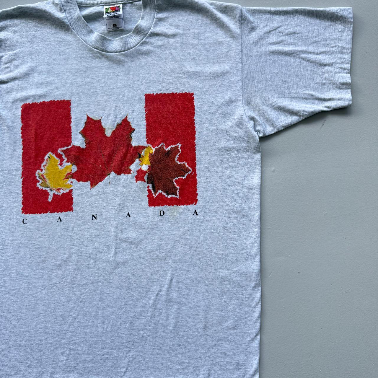 Grey Canada Tourist Vintage 90s T-shirt - Large