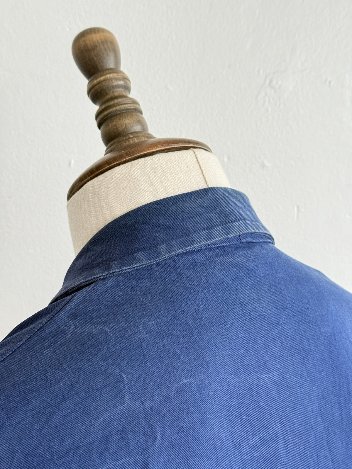 Faded Blue French Vintage 1960's Workwear Chore Jacket CH517 - Medium