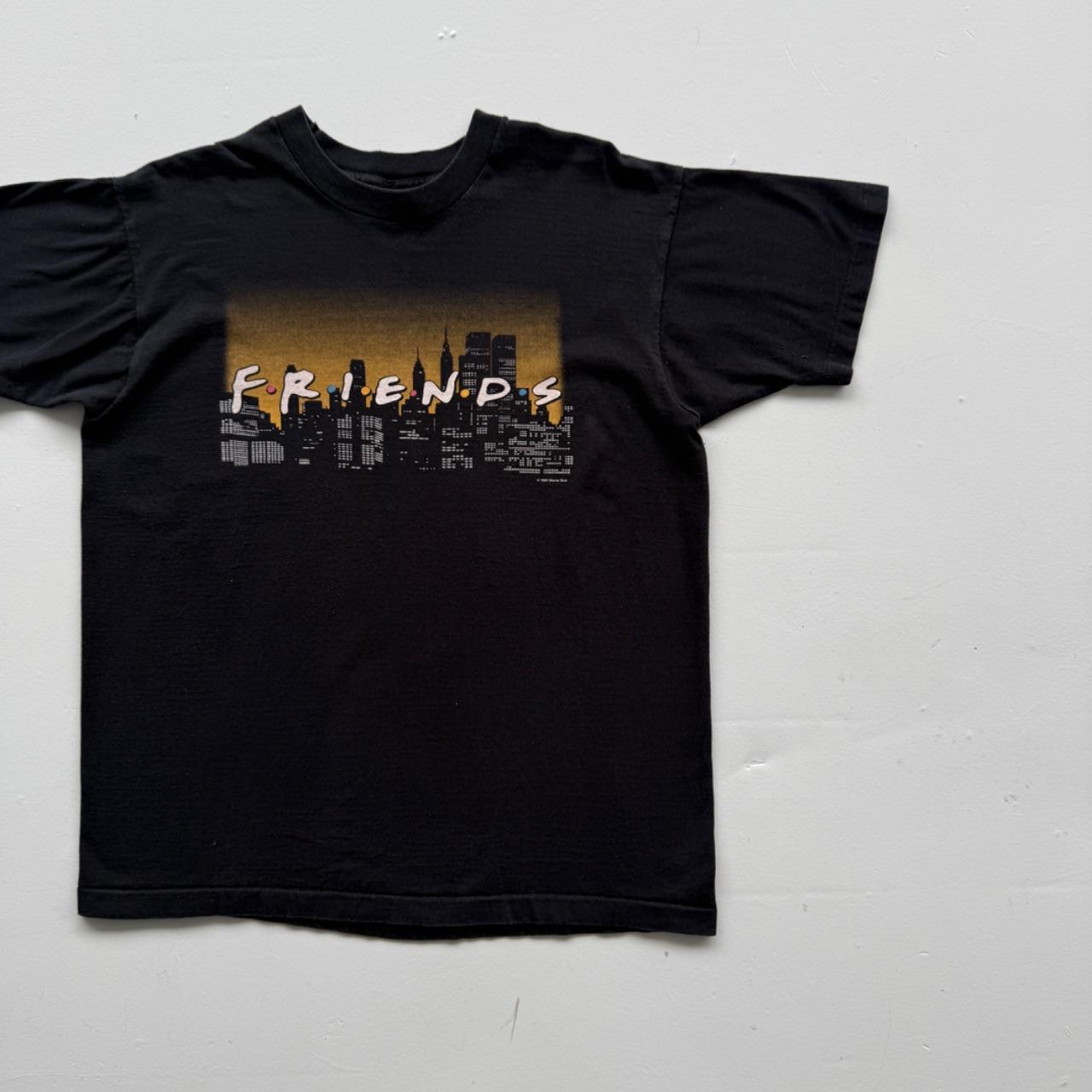 Black Friends 90s Vintage Logo T-shirt - Large