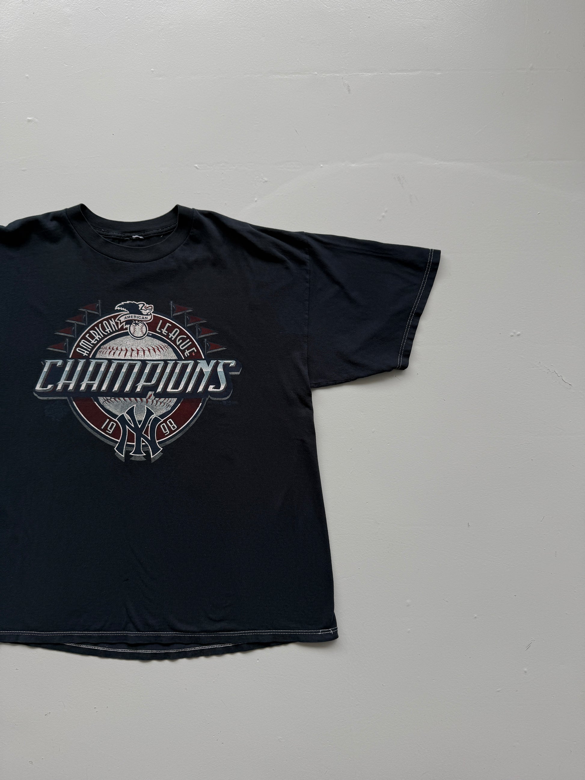 Navy Blue Overdyed New York Yankees 00's Vintage Baseball Graphic T-Shirt - XL