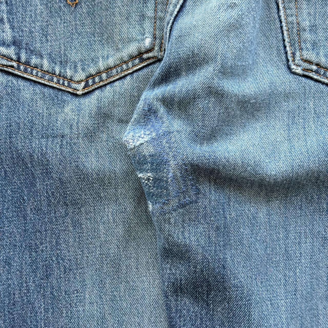 Blue Levi's Denim Straight Leg 90's Vintage Jeans - 32” x 31”