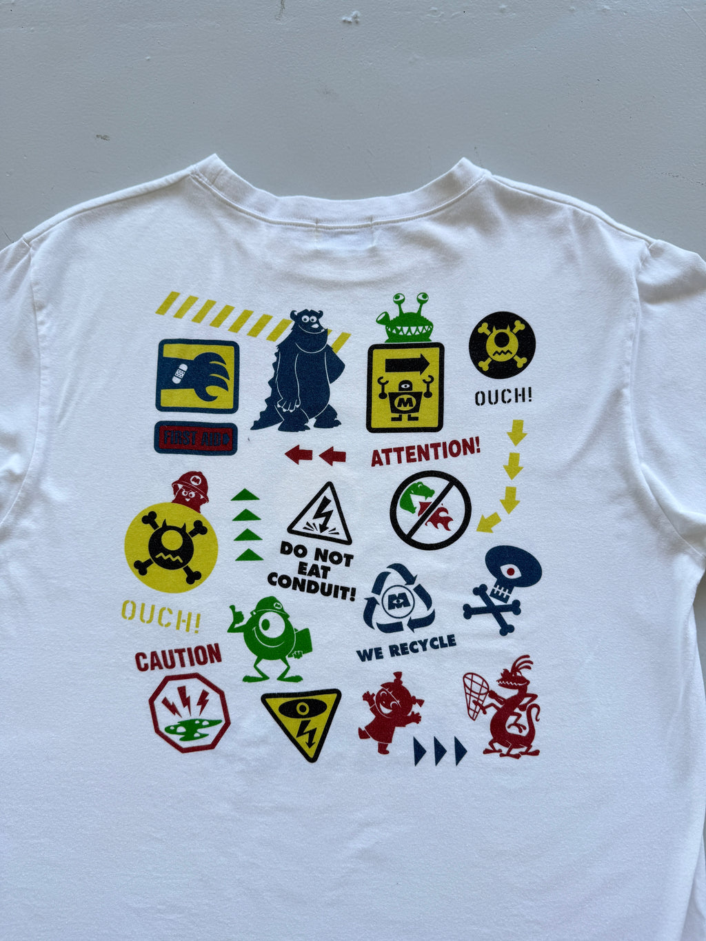 White Monsters Inc 00's Vintage Tokyo Disney Graphic T-Shirt - Large