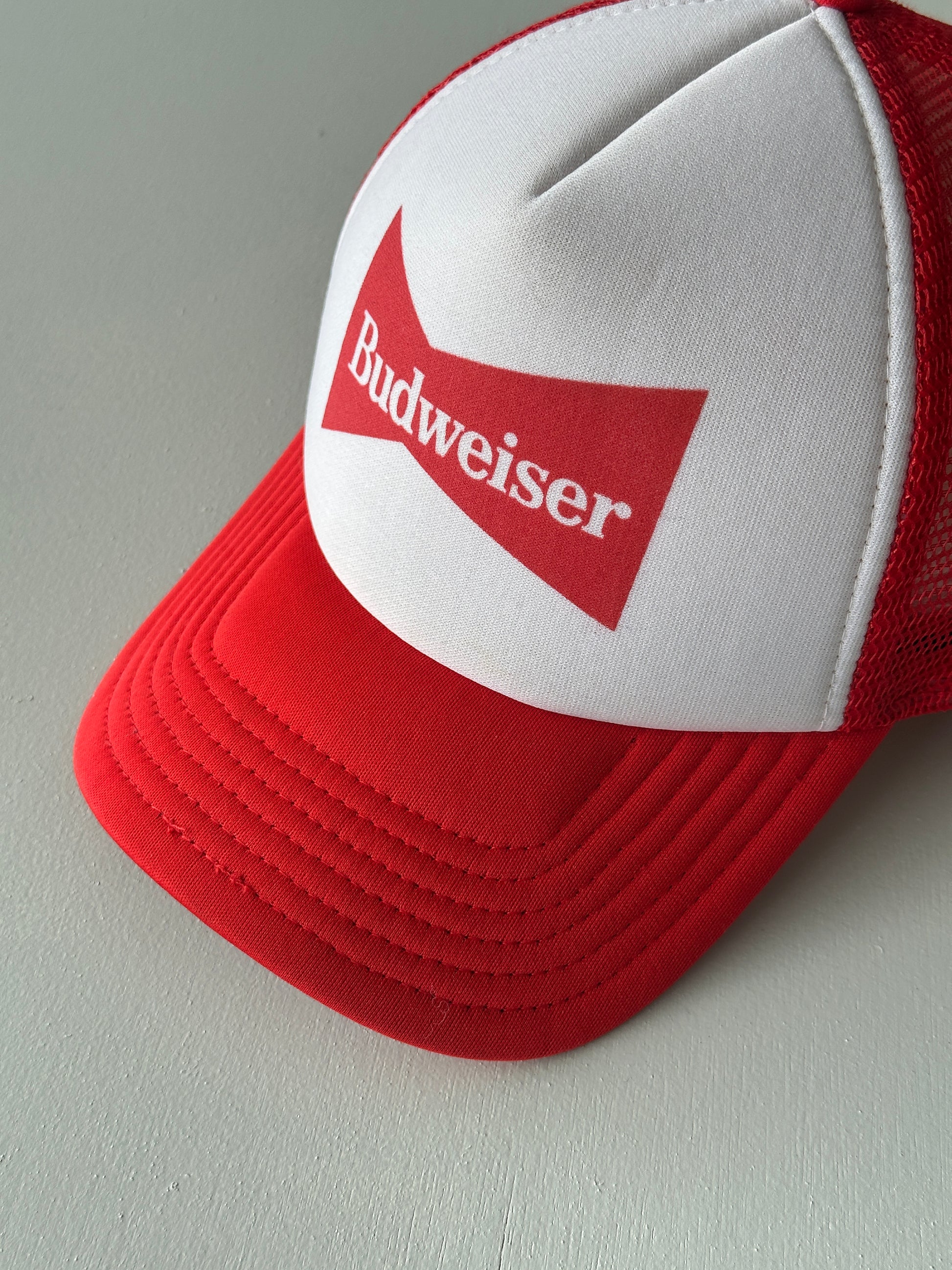 Red / White Budweiser 90's Vintage Mesh SnapBack Trucker Cap