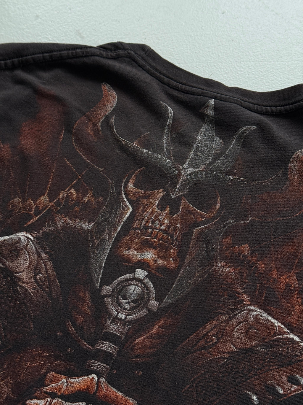 Faded Black Skull Knight 00's Vintage Metal Graphic T-Shirt - Medium