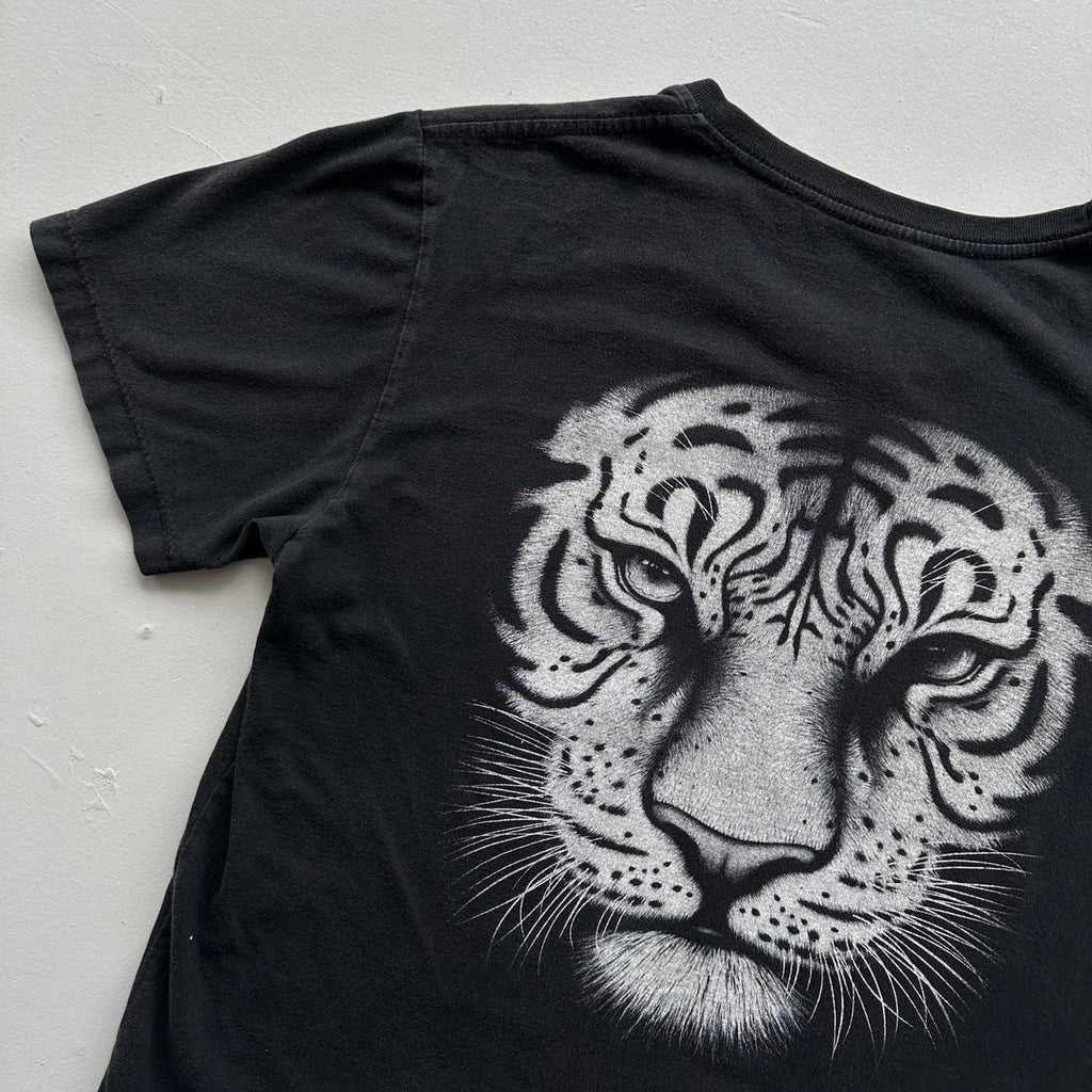 Black Tiger 90s Vintage T-shirt - Medium