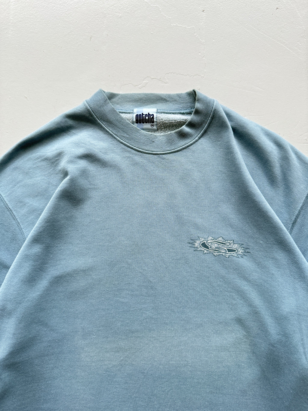 Blue Gotcha 90's Vintage Surfer Graphic Sweatshirt Jumper - Medium