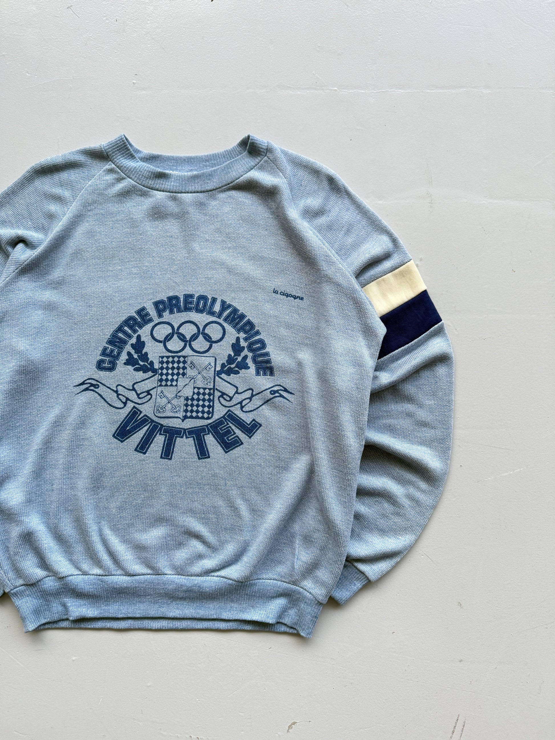 Light Blue La Ciqoqne 80's Vintage Graphic Olympic Sweatshirt Jumper - Medium