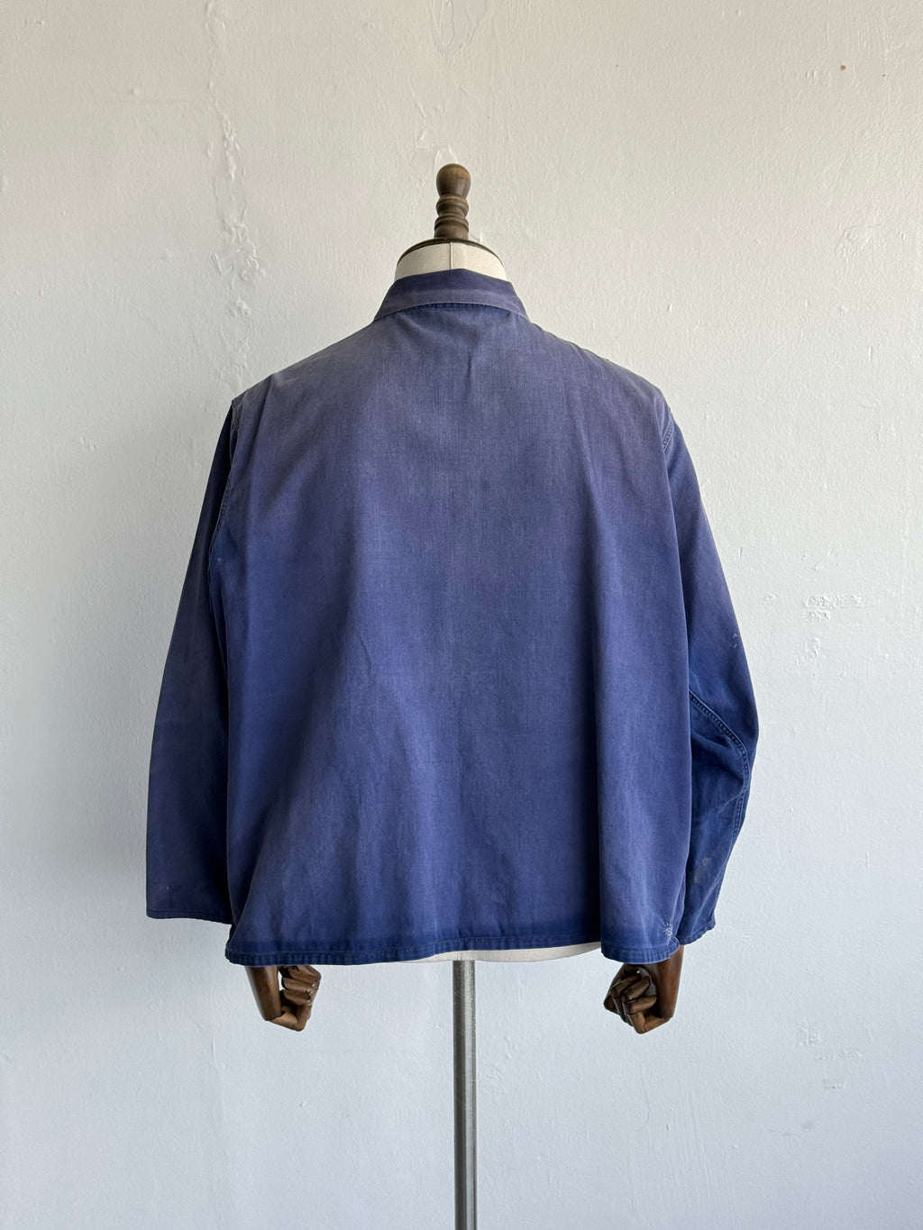 Thrashed Blue French 1950's Vintage Workwear Chore Jacket CH487 - Small