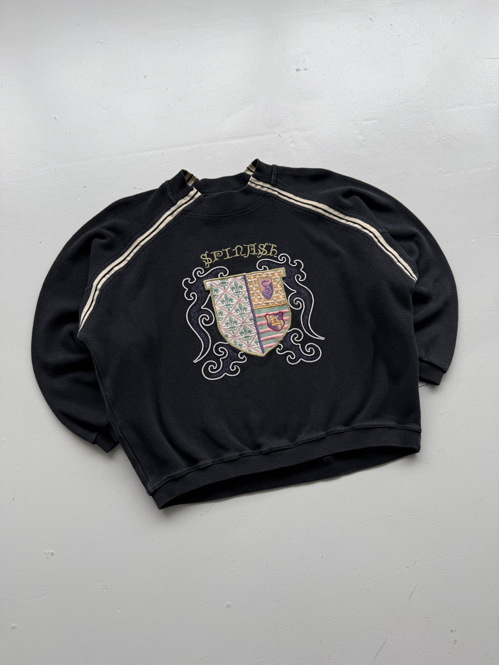 Spinash Finest Fabrics Crest 90's Vintage Sweatshirt - Boxy Small
