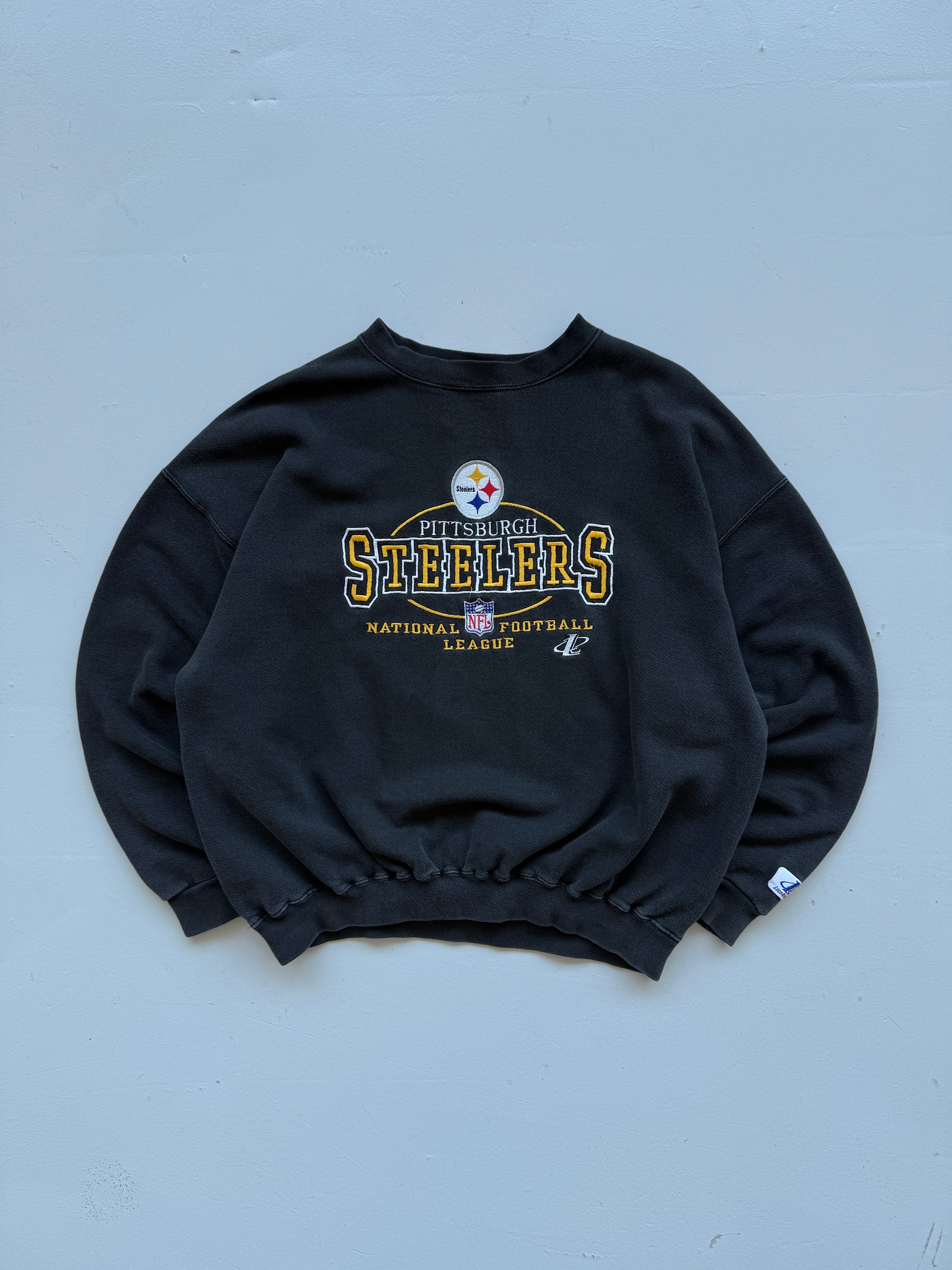 Faded Black Pittsburgh Steelers 90's Vintage Graphic Sweatshirt - Medium