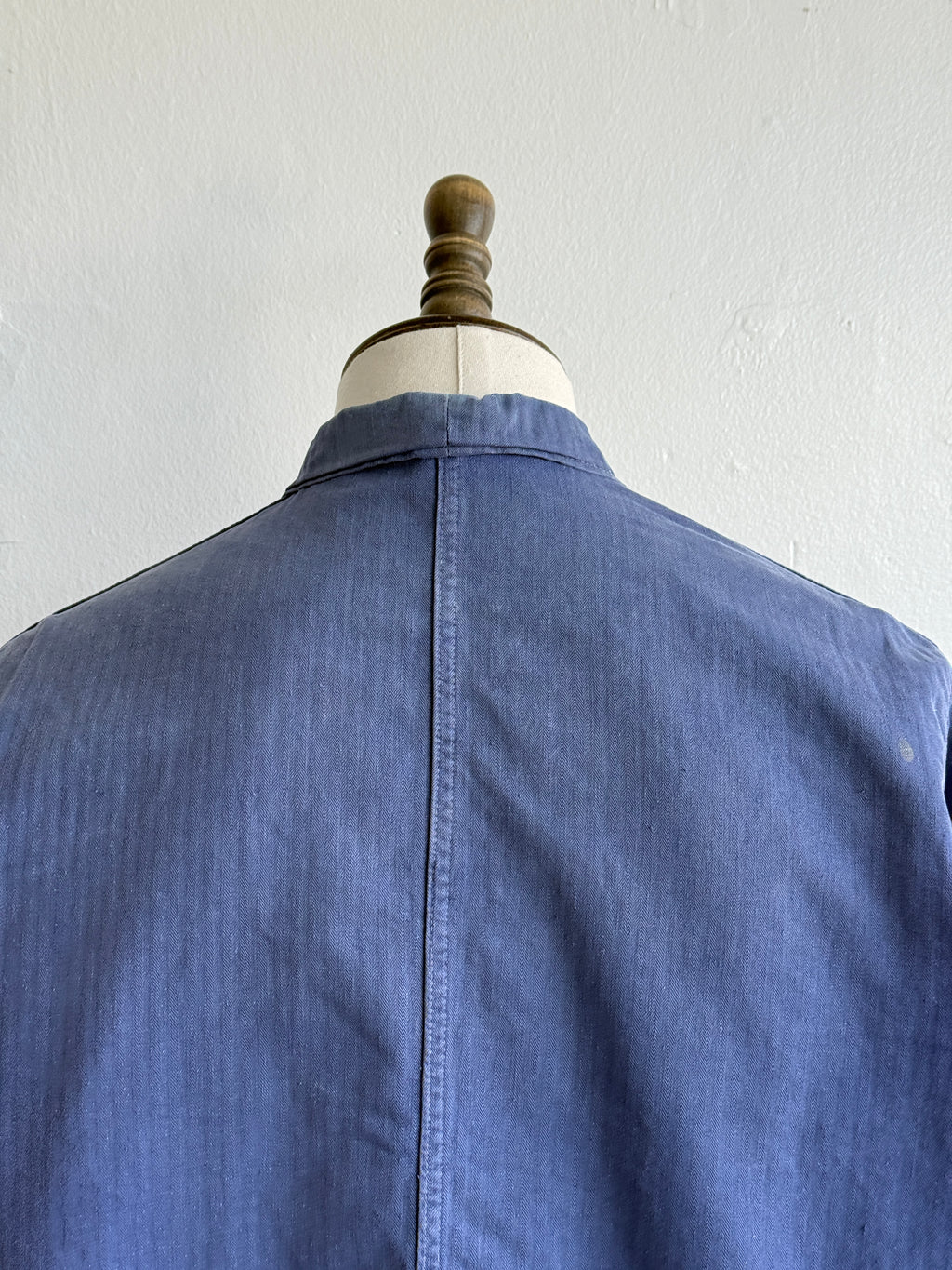 Faded Blue French Herringbone 1970s Vintage Workwear Chore Jacket CH462 - Small
