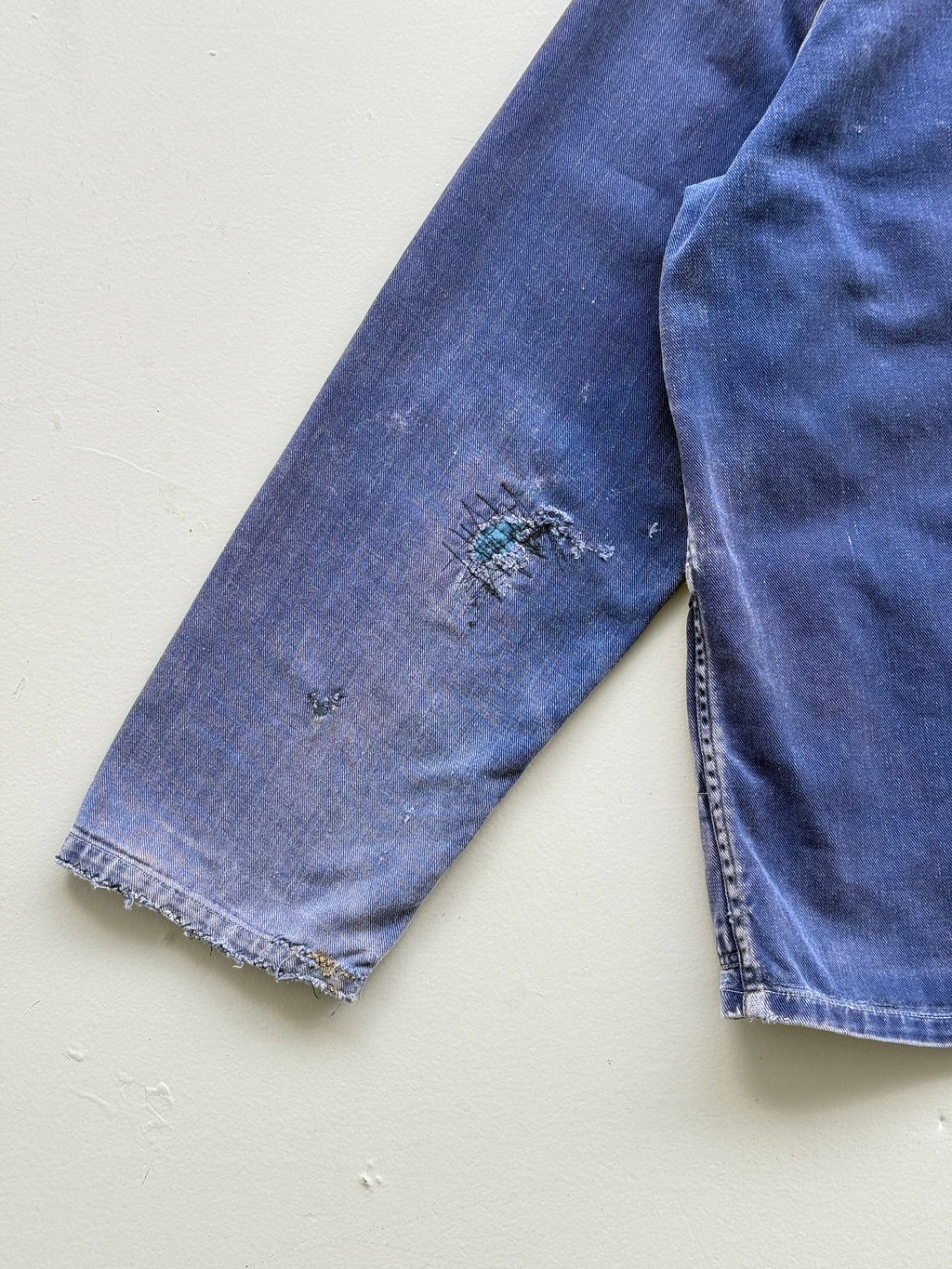 Thrashed Blue French 60's/70's Vintage Workwear Chore Jacket CH384 - Medium