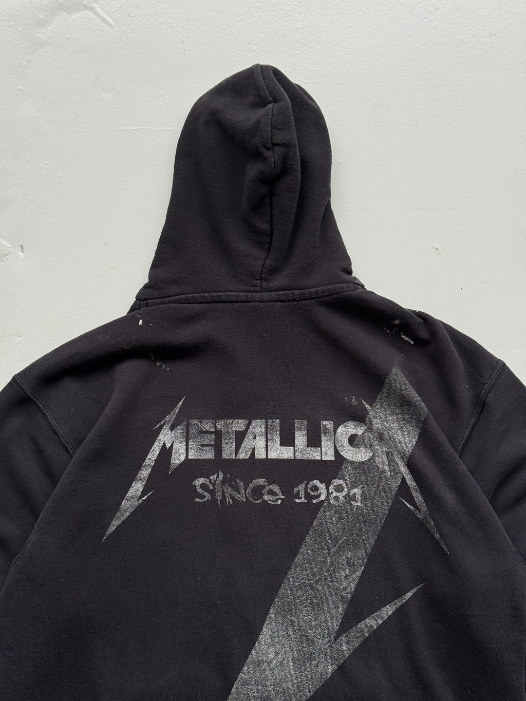 Metallica Since 1981 Vintage Zip-Up Hoodie - Medium
