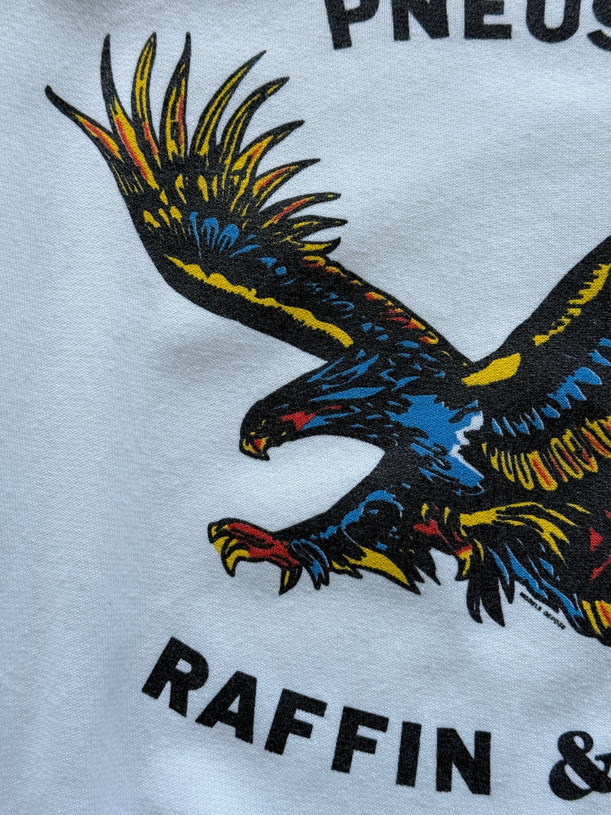 White Eagle 90's Vintage Animal Graphic Sweatshirt Graphic - Large