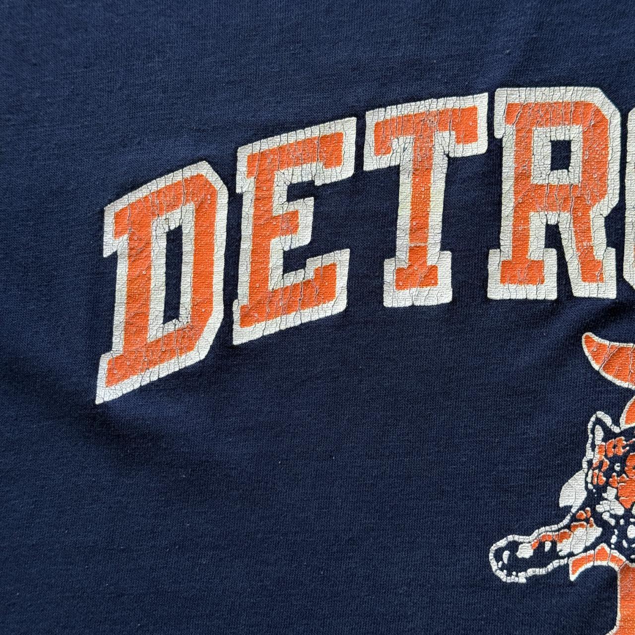 Navy Detroit Tigers American Sports Vintage 80s T-shirt - Medium