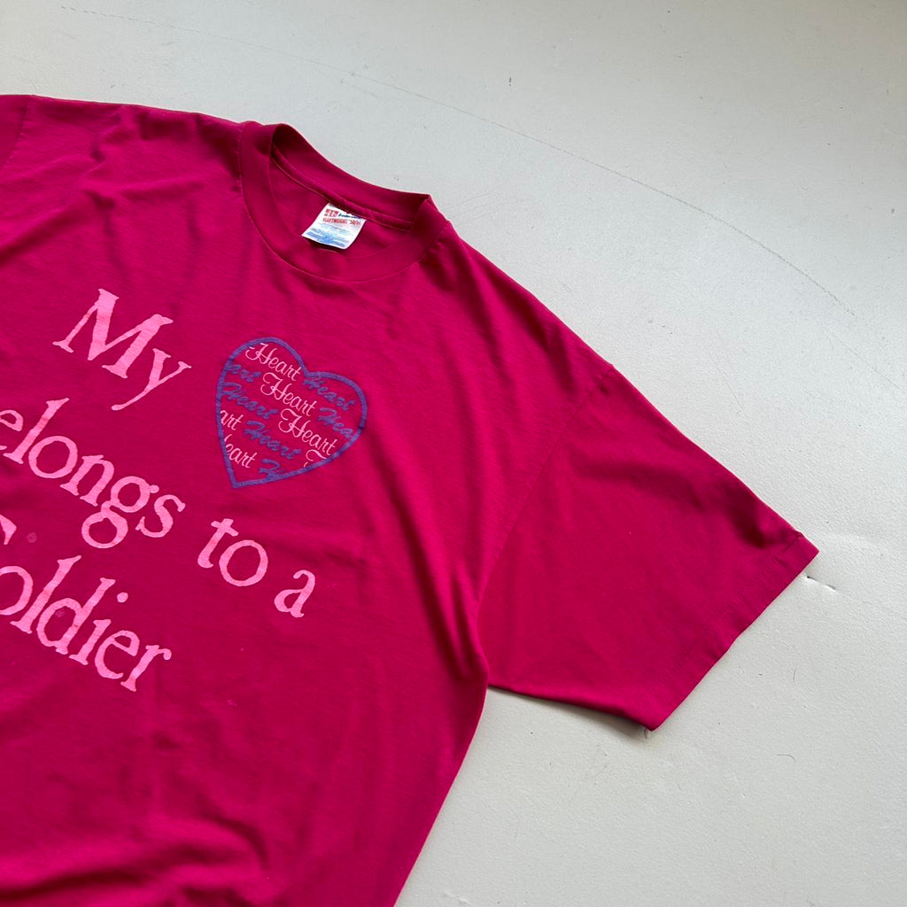 My Heart Belongs to a Soldier' 90s Vintage Pink T-shirt - XL