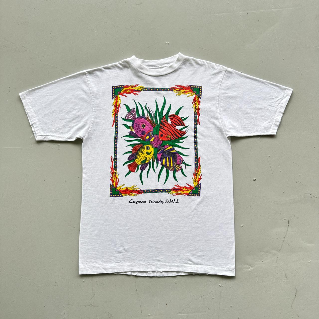 White Cayman Islands Fishes Vintage 90's T-shirt - Large