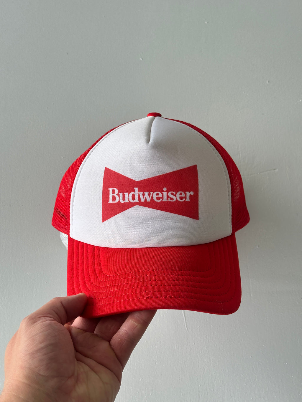 Red / White Budweiser 90's Vintage Mesh SnapBack Trucker Cap