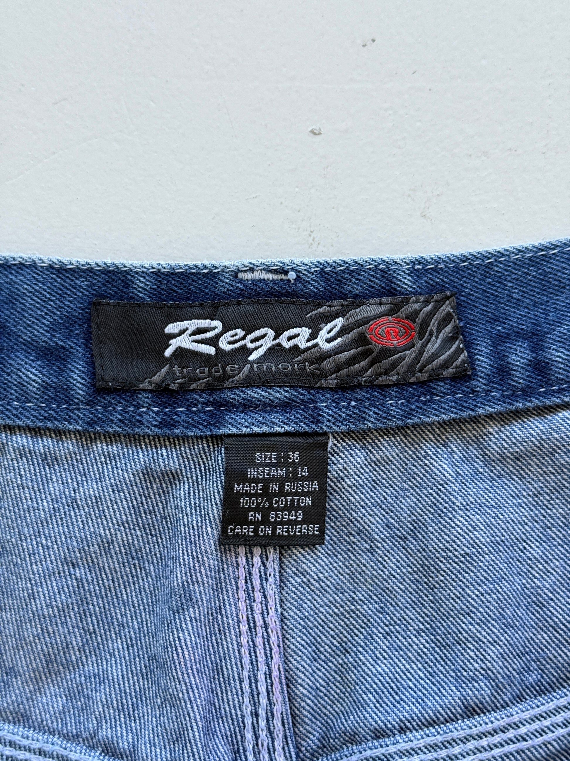 Mid Blue Regal 00's Vintage Y2K Baggy Hip Hop Denim Cargo Shorts - W36 x L12