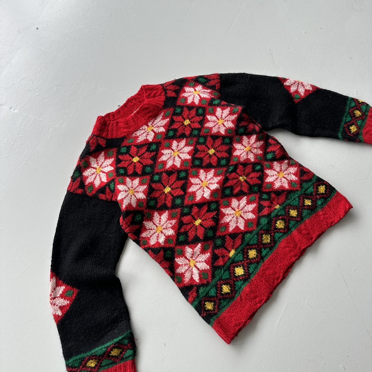 Red Floral Patterned 70s Vintage Woollen Knit Jumper - Medium