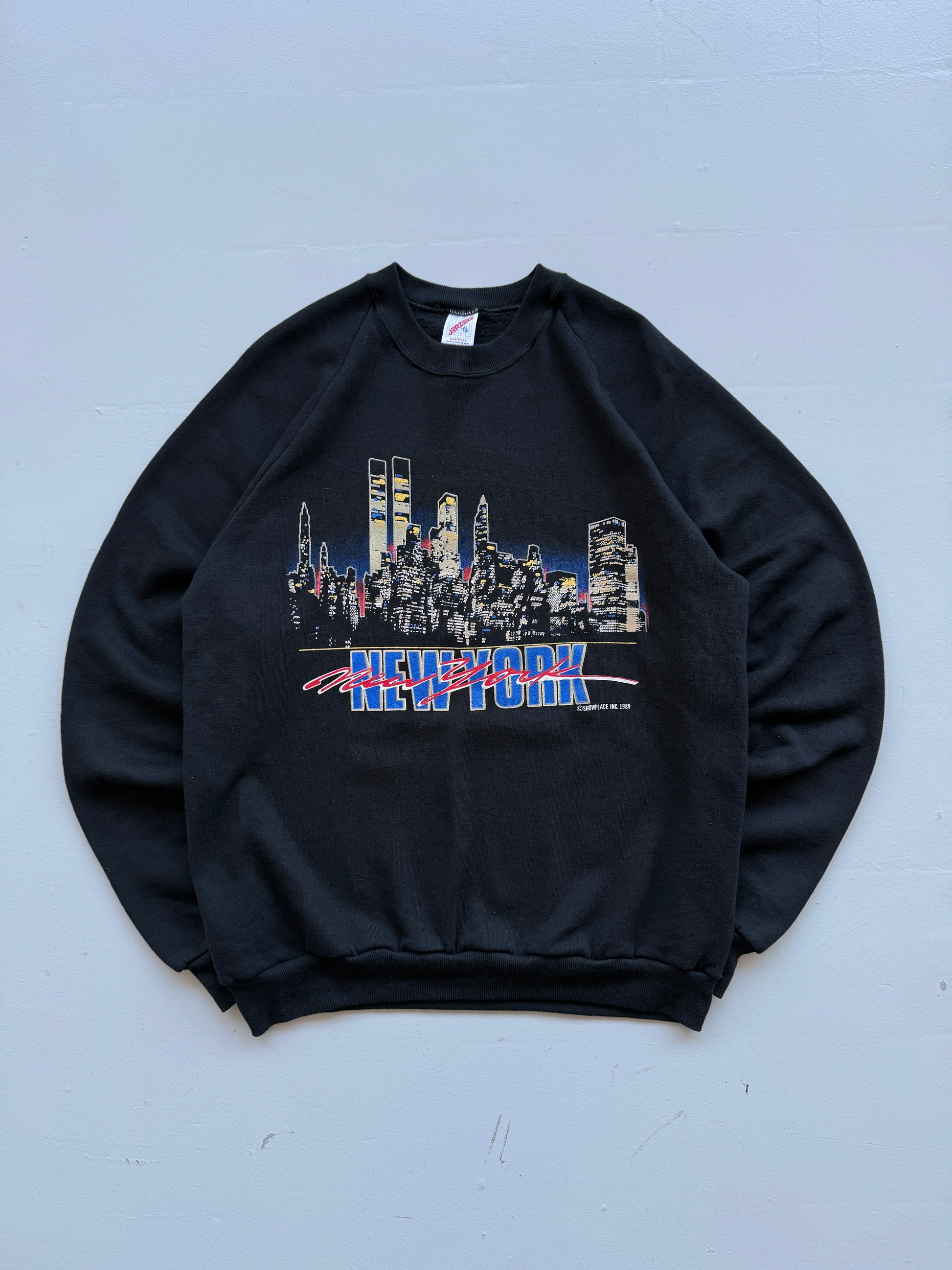 Black New York 90's Vintage Graphic Tourist Sweatshirt Jumper - Medium