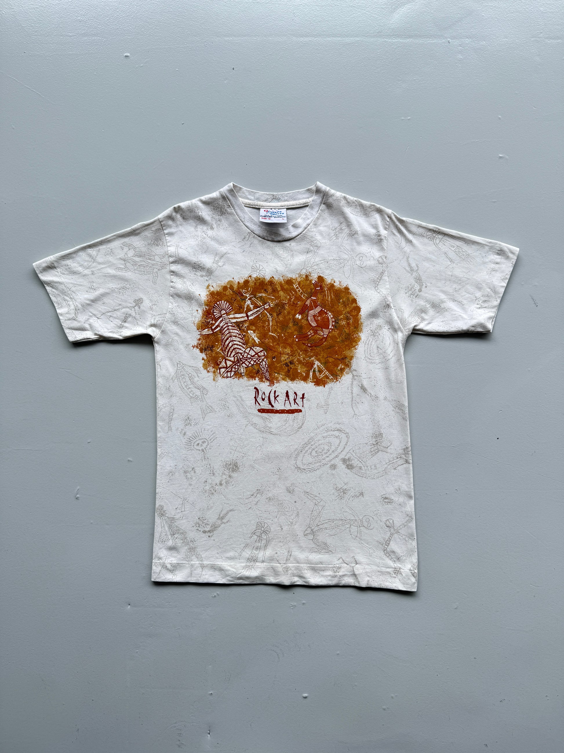 Cream Rock Art Native Australian 90's Vintage Graphic Tourist T-Shirt - Small