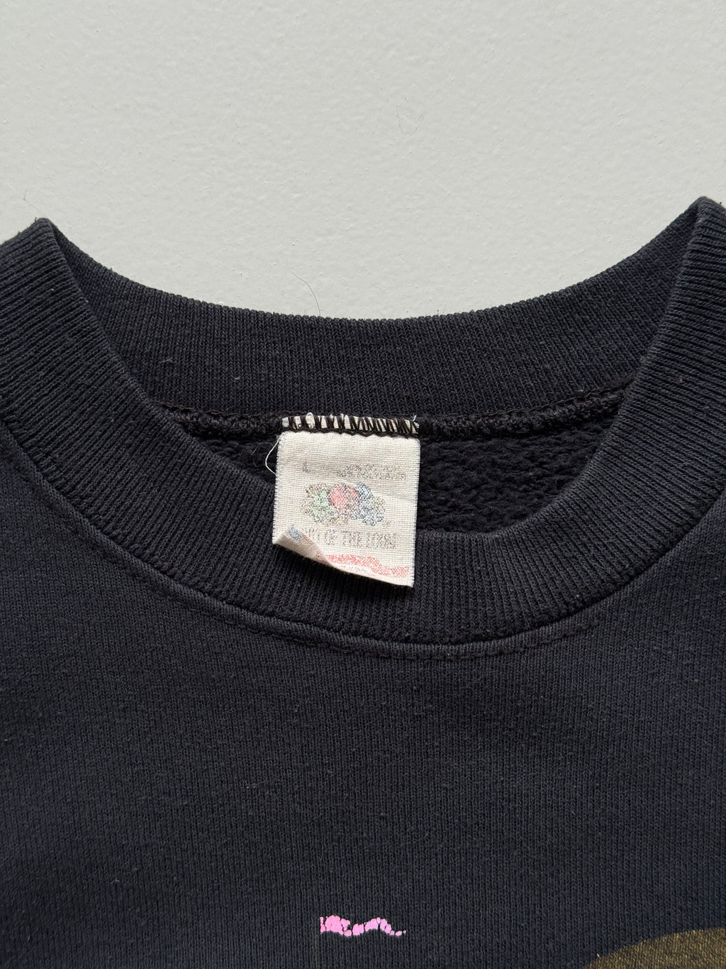 Fruit of the Loom Sand Castle Graphic 90's Vintage Sweatshirt - Medium