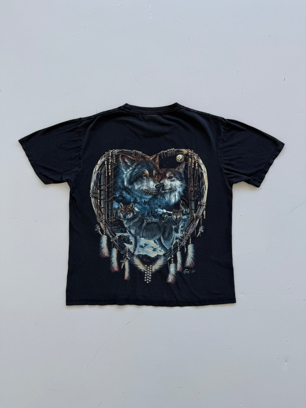Black Wolf 00's Vintage Graphic T-Shirt - Medium