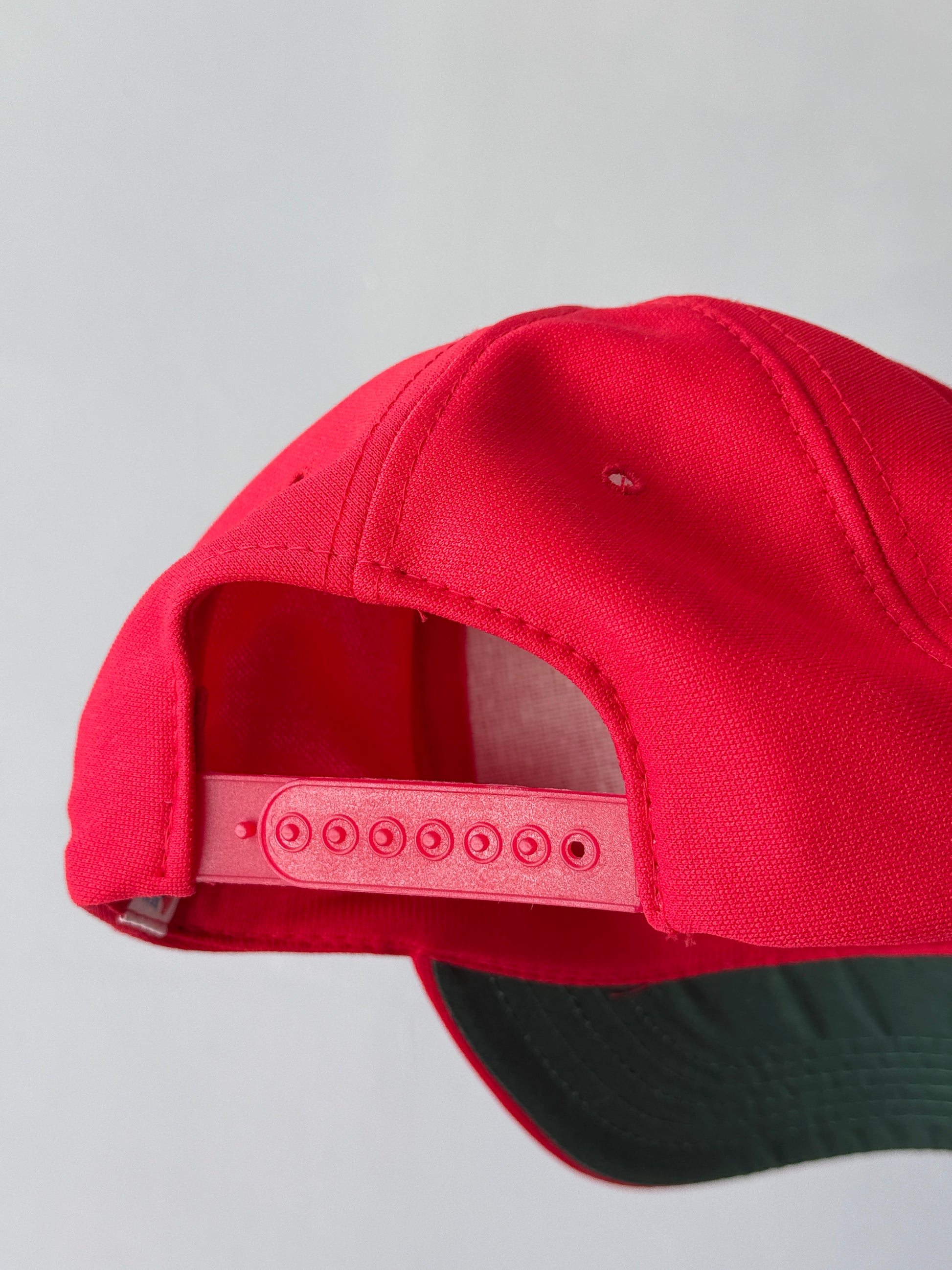 Red American Airlines 90's Vintage SnapBack Trucker Cap