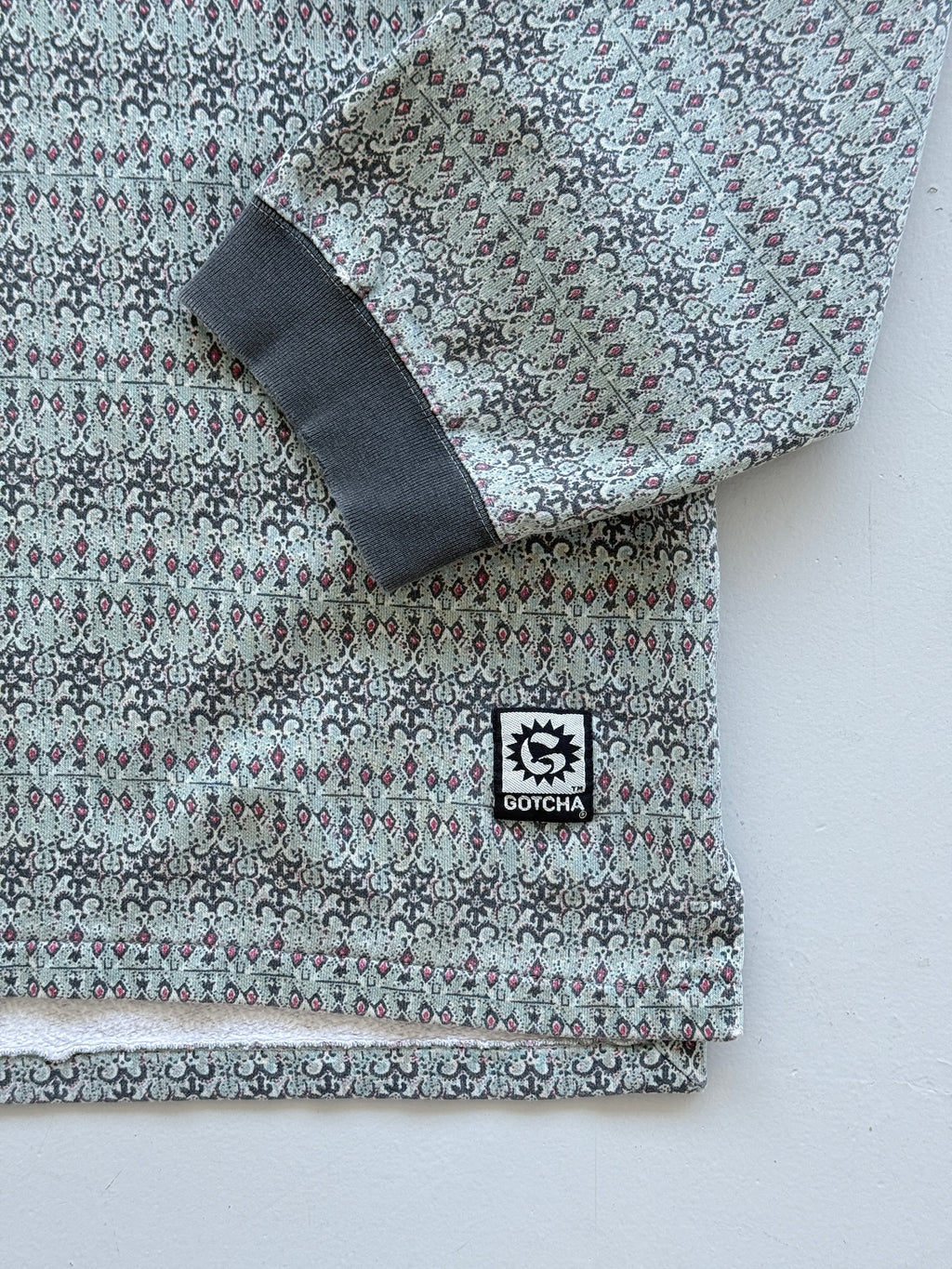 Gotcha Surf All-Over Print 90's Vintage Sweatshirt - XL