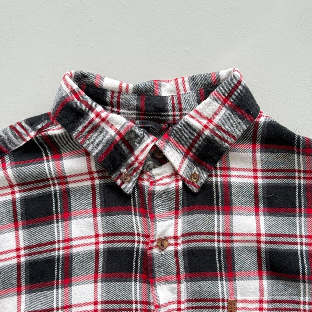 Red and Black Checkered Chaps 90s Vintage Long Sleeve Shirt - Large