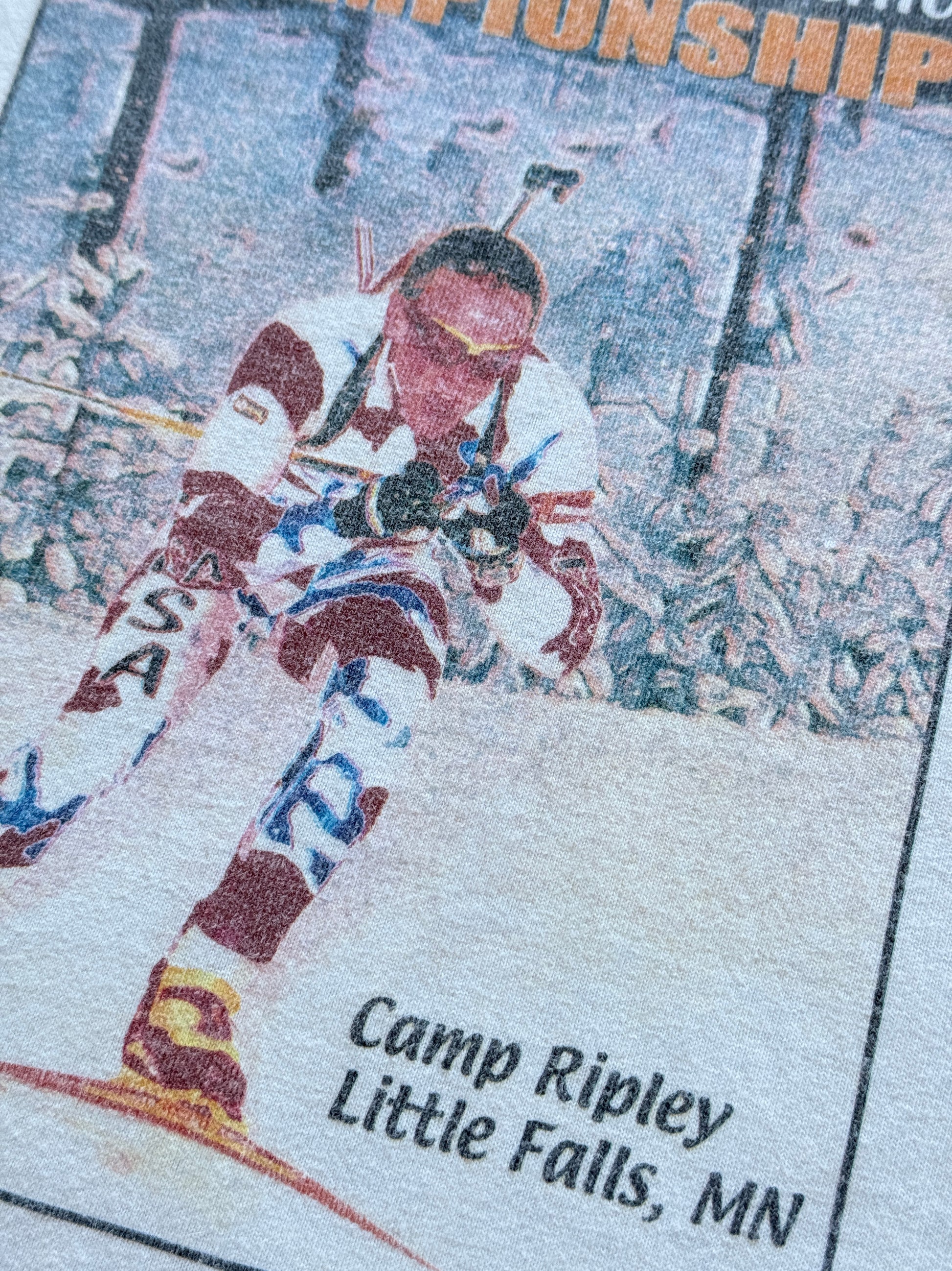 White Ski Biathlon Champion 00's Vintage Graphic T-Shirt - Large