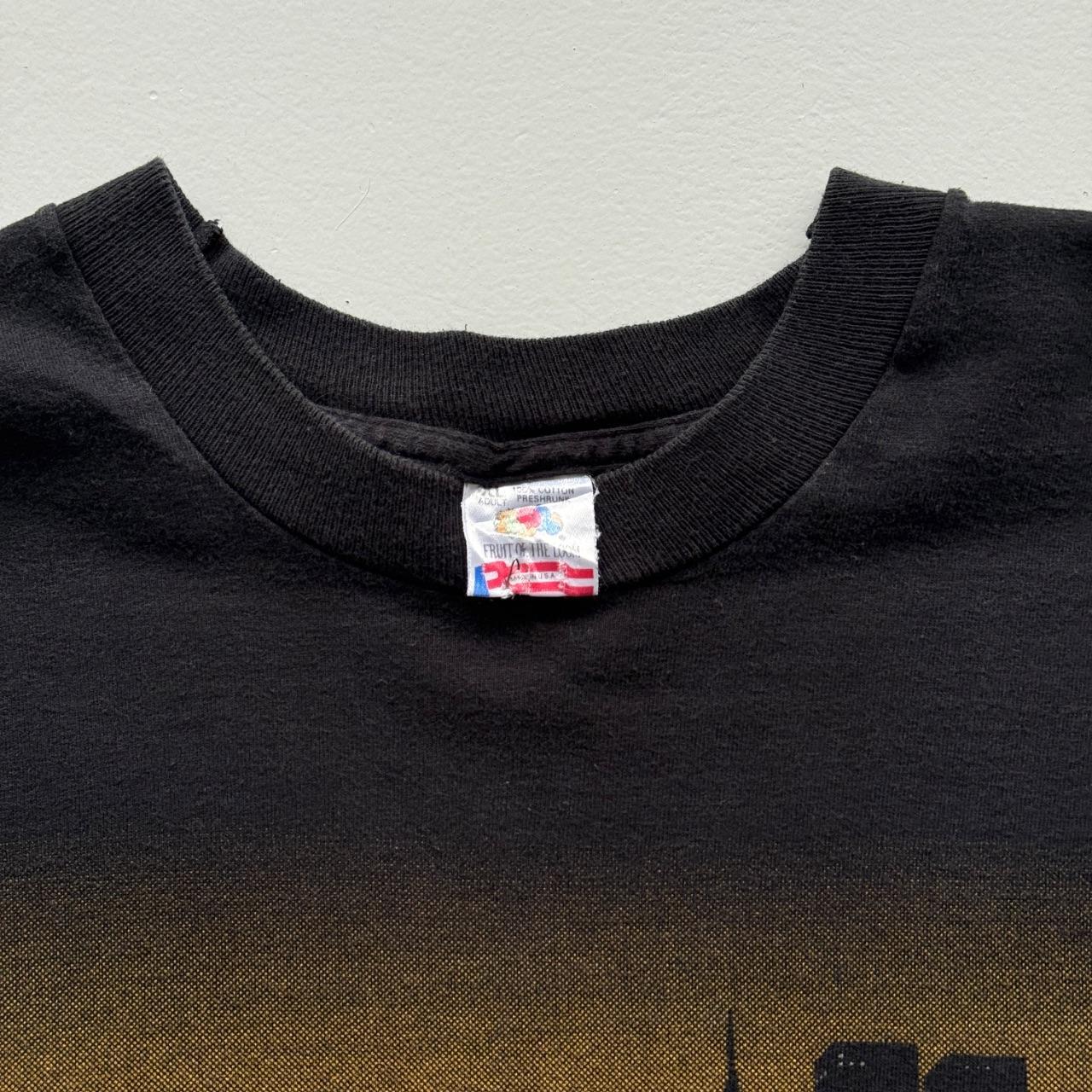 Black Friends 90s Vintage Logo T-shirt - Large