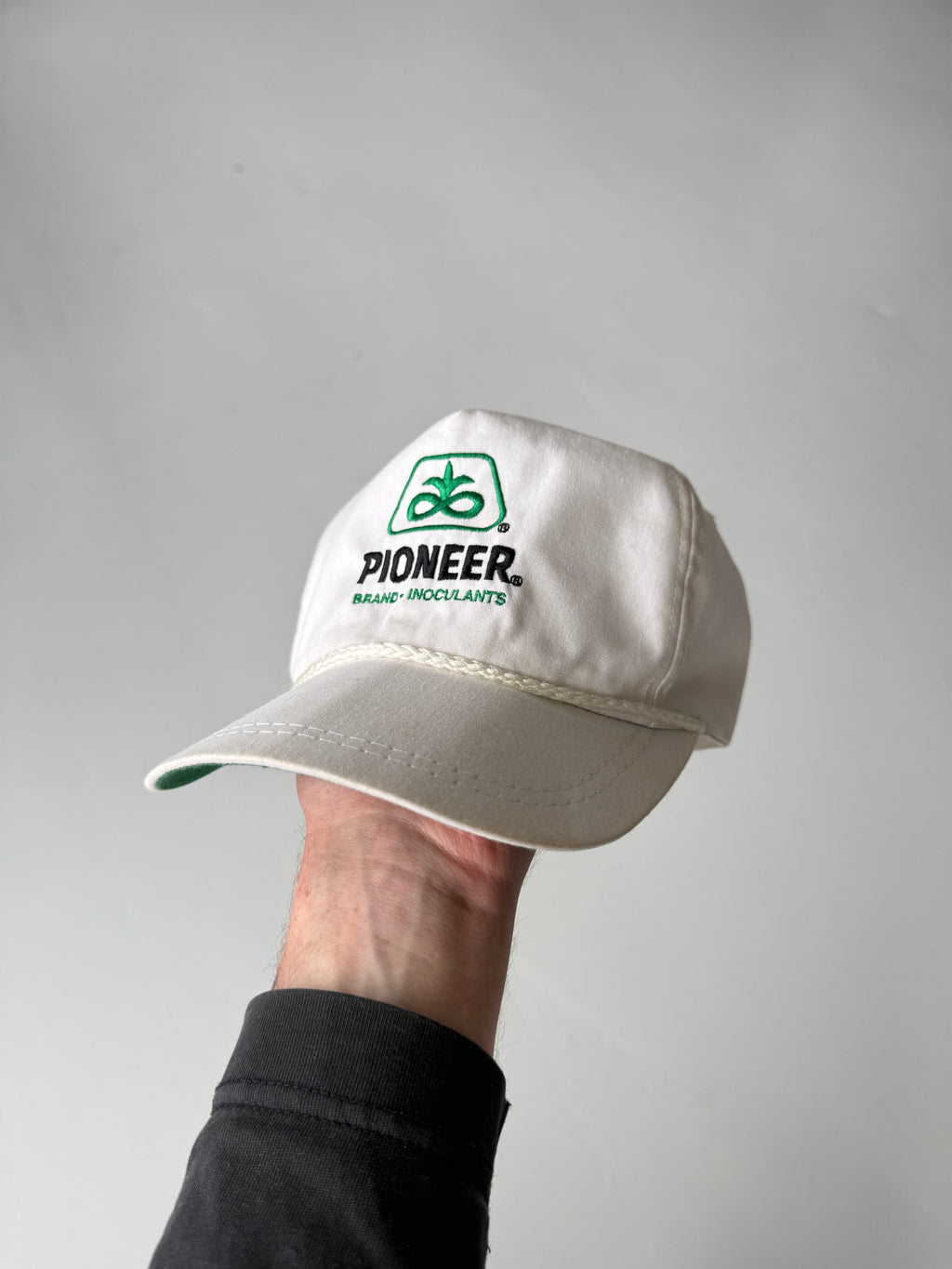 White Pioneer Vintage Cotton SnapBack Trucker Cap