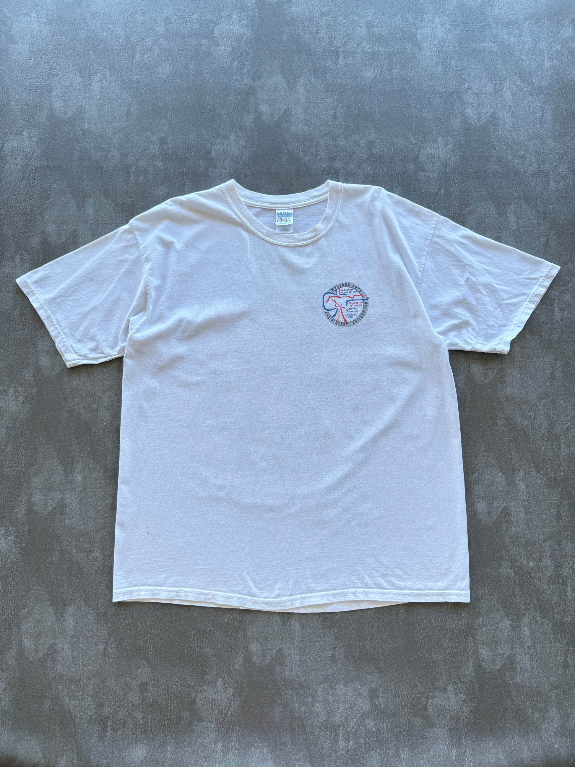 White Mustang Club 40th Anniversary Car Meet 2004 Vintage Graphic T-Shirt - XL