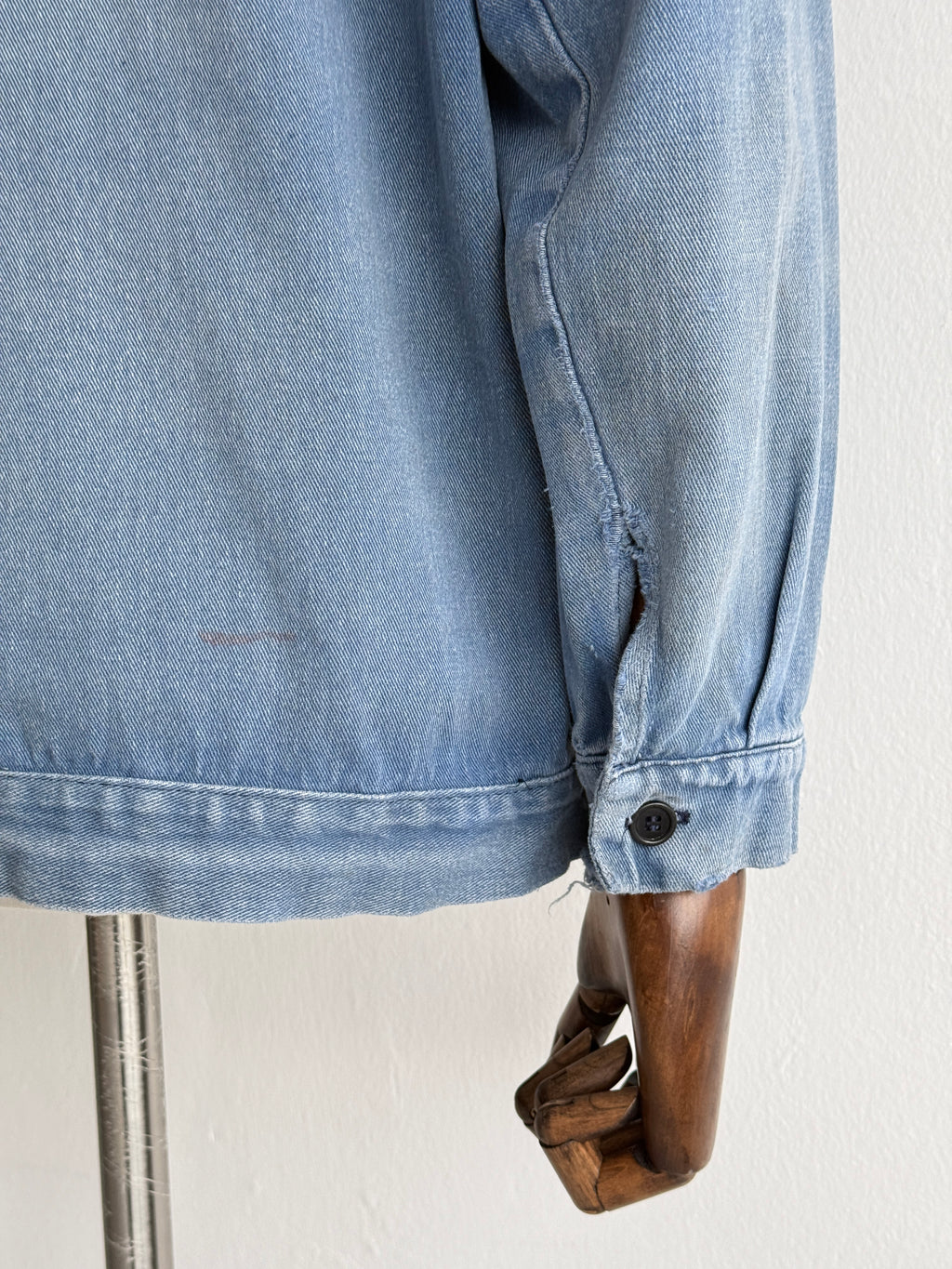 Thrashed Blue French 1960's Vintage Workwear Chore Jacket CH541 - Small
