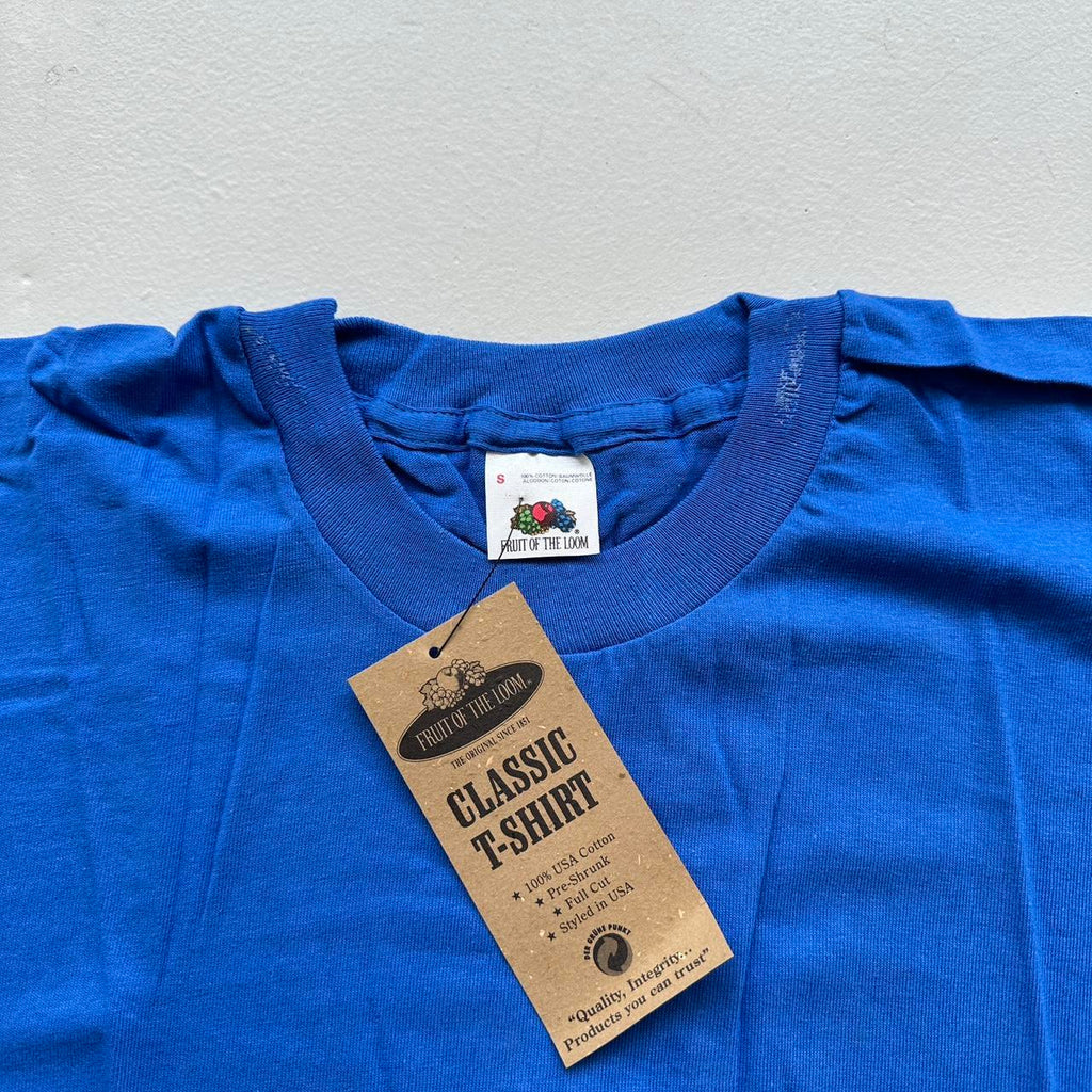 Deadstock Single Stitch Fruit of The Loom Blue Vintage T-shirt - Small