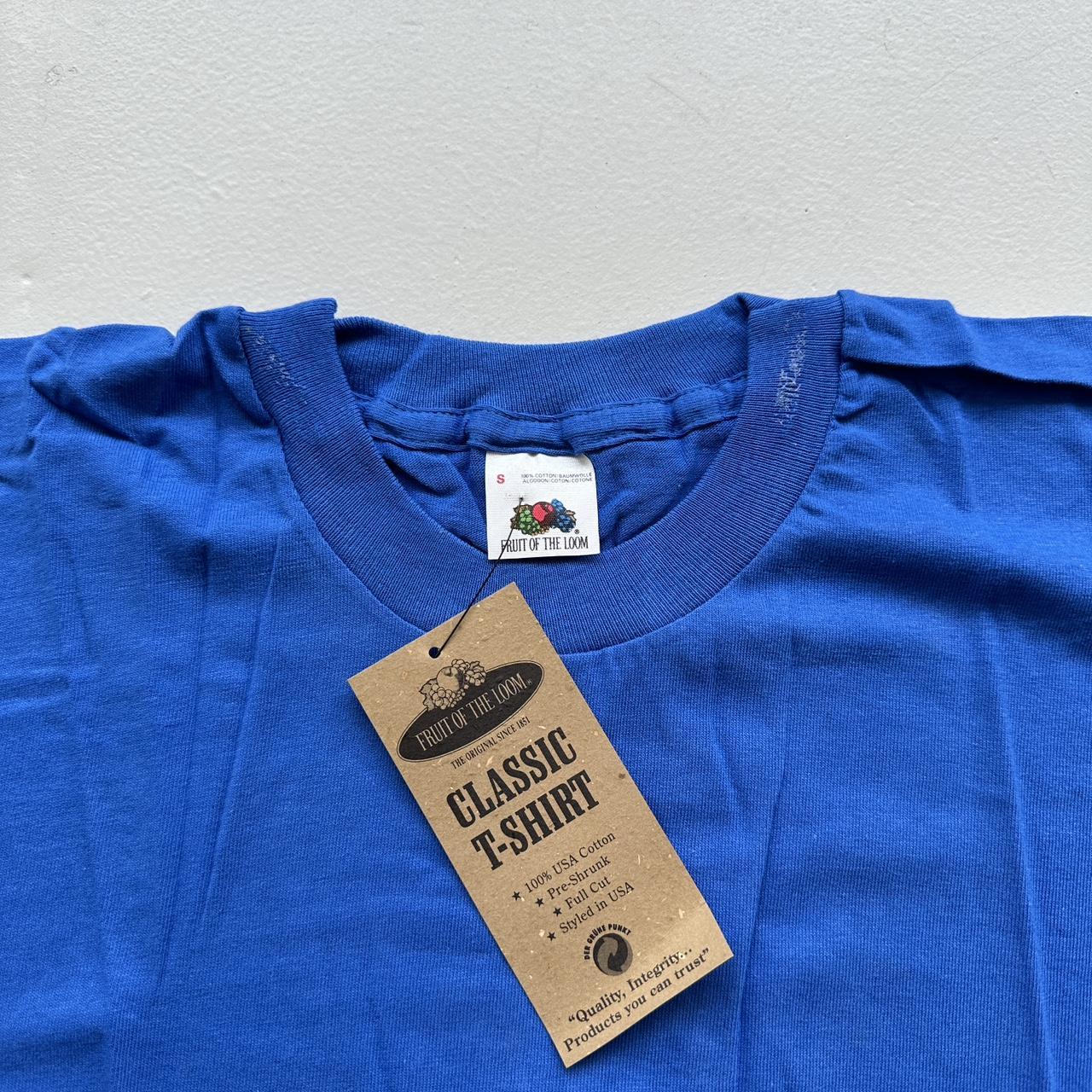 Deadstock Single Stitch Fruit of The Loom Blue Vintage T-shirt - Small