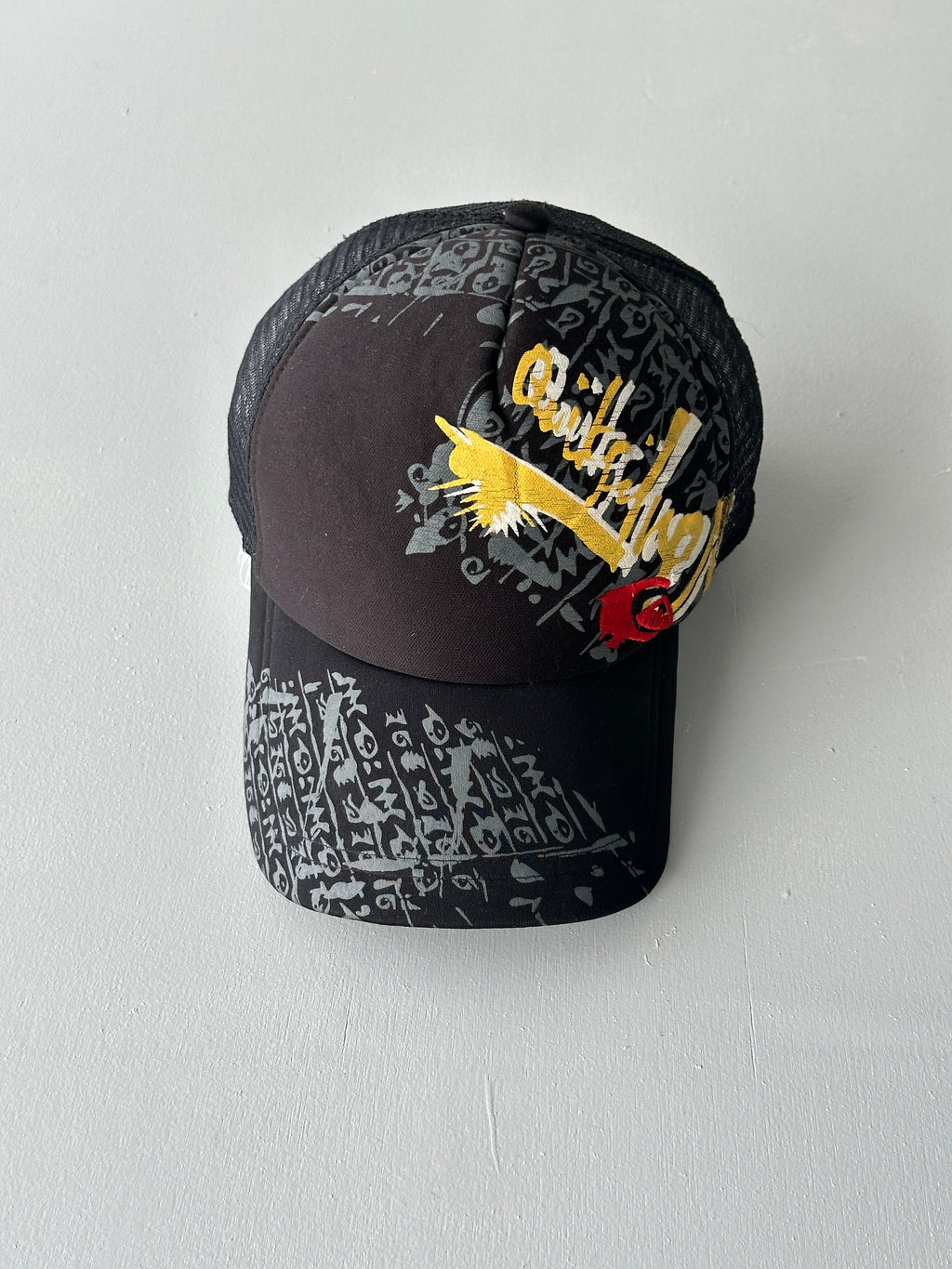 Quiksilver Foam and Mesh Y2K Vintage SnapBack Trucker Cap