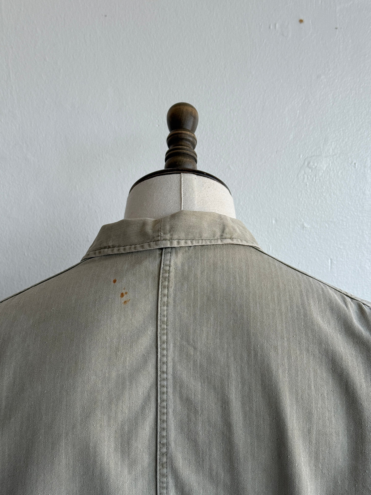 Faded Green French 1960s Vintage Workwear Chore Jacket CH453 - Medium