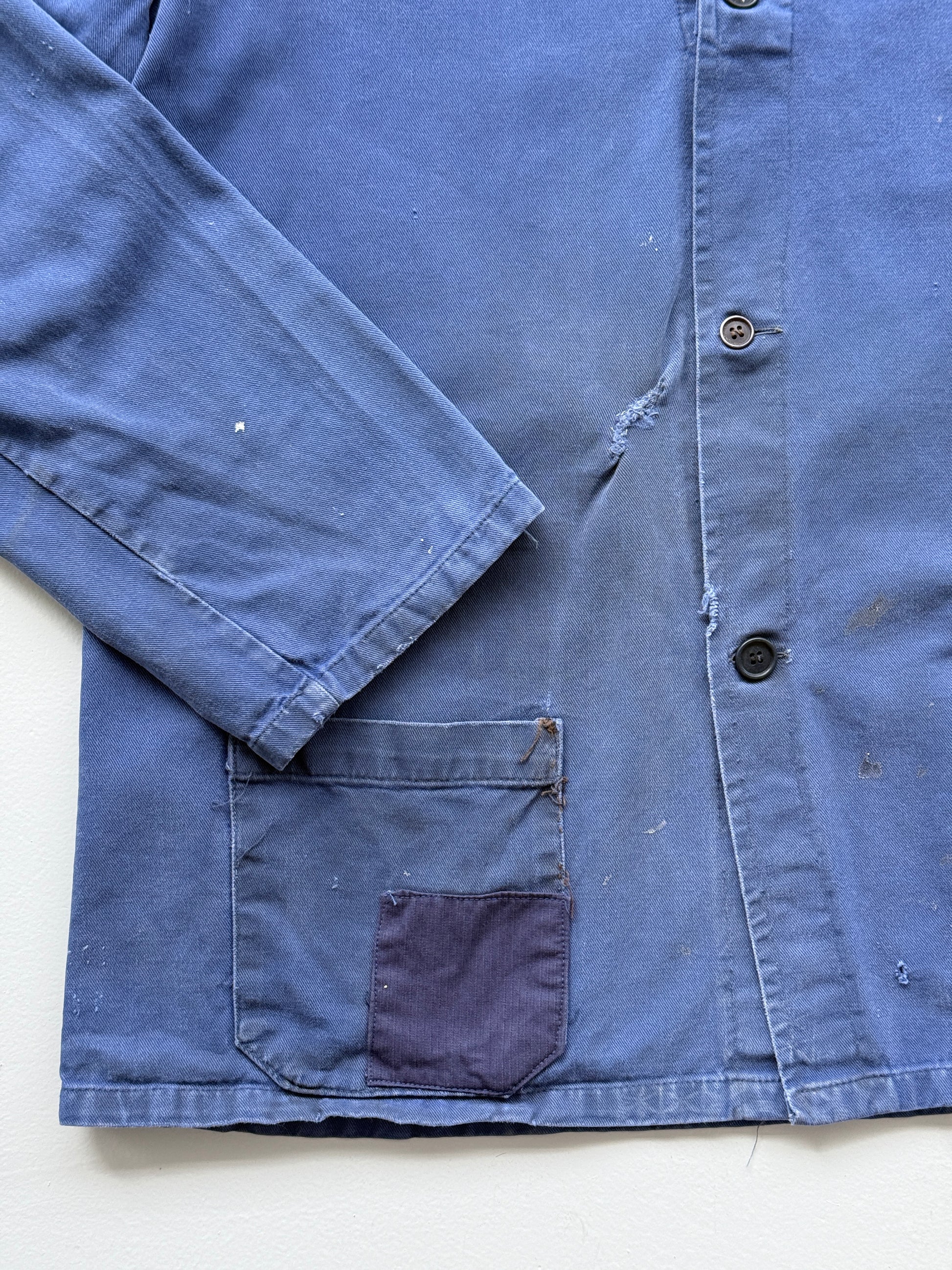 Thrashed Blue Chore Jacket 70's Vintage French Workwear CH138 - Large