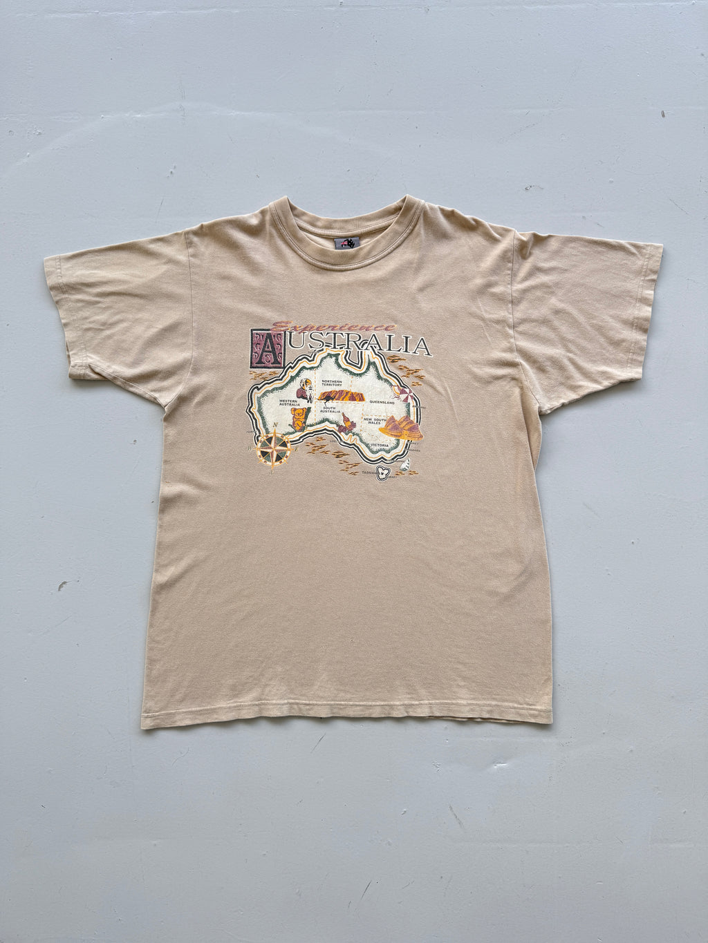 Beige Australia 00's Vintage Tourist Graphic T-Shirt - XL