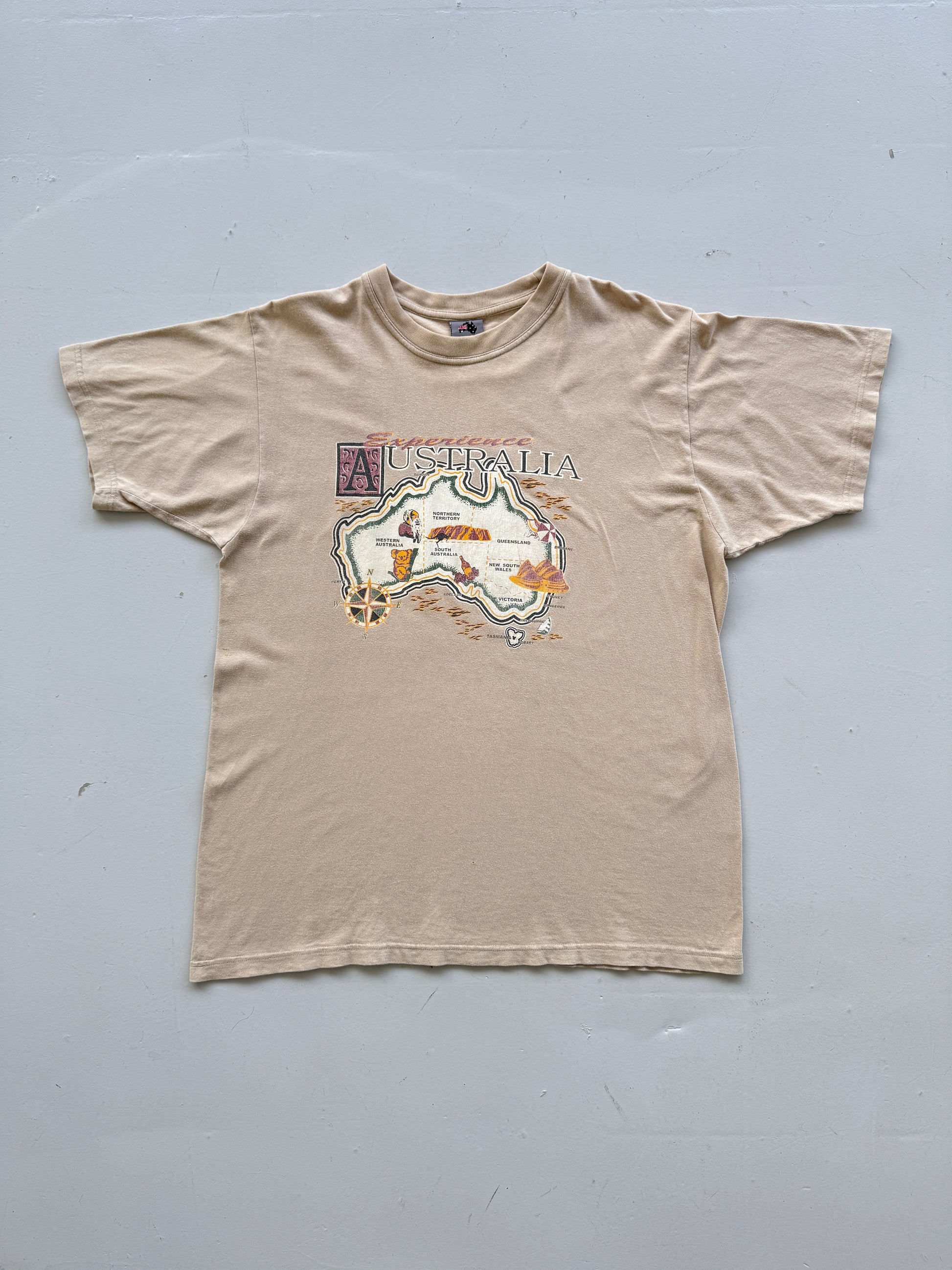 Beige Australia 00's Vintage Tourist Graphic T-Shirt - XL