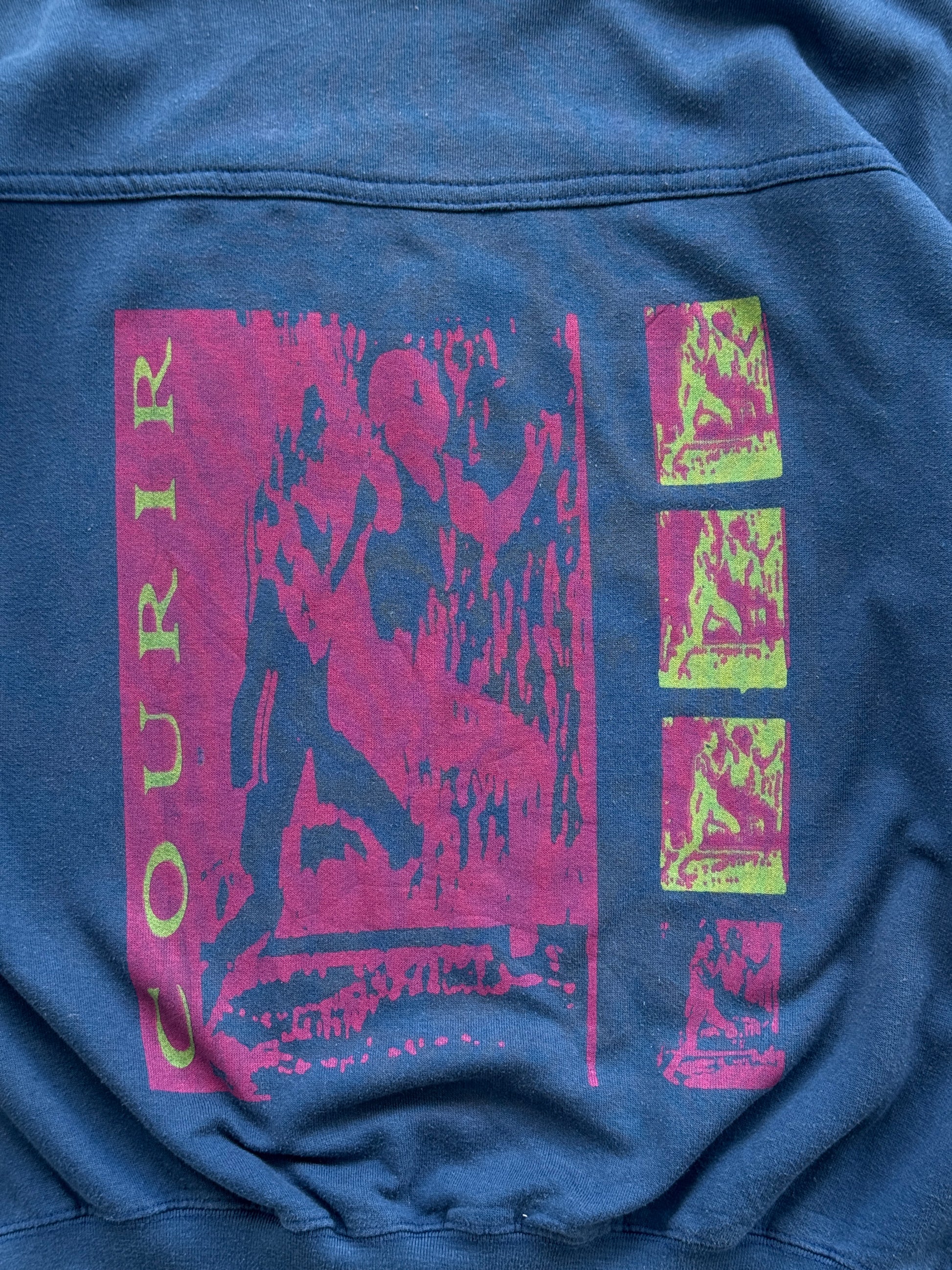 Courir Running Graphic 90's Vintage Sweatshirt - Medium