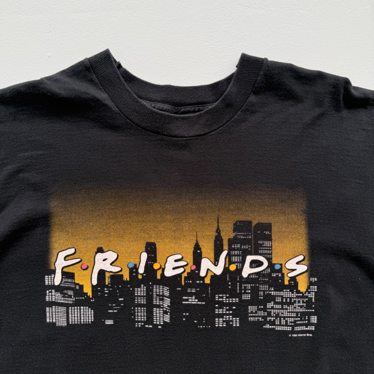 Black Friends 90s Vintage Logo T-shirt - Large