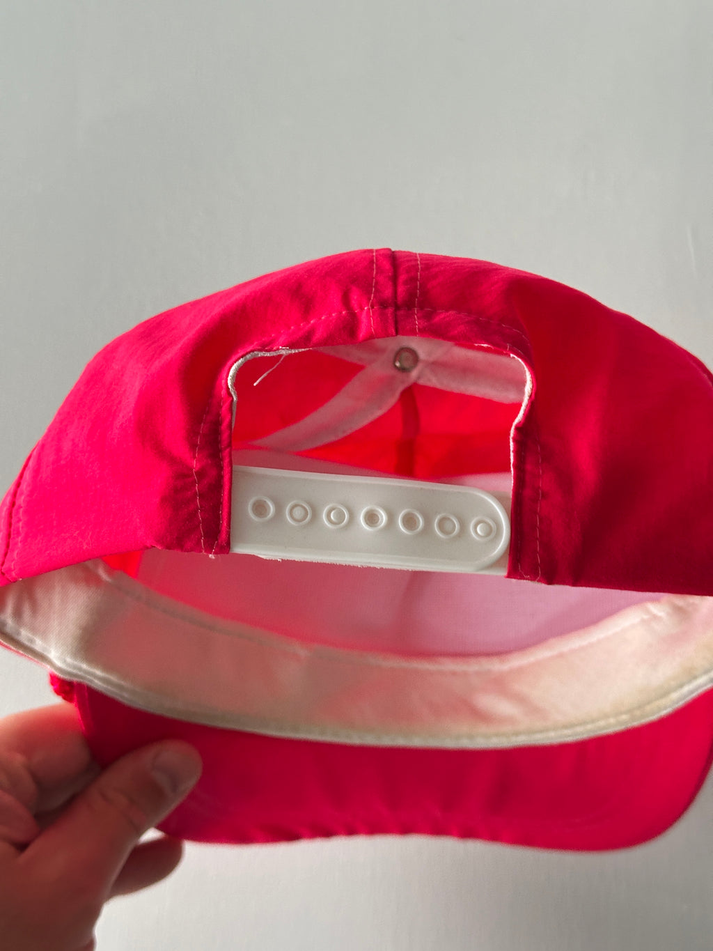 Red World Dairy Expo 1998 Vintage SnapBack Trucker Cap