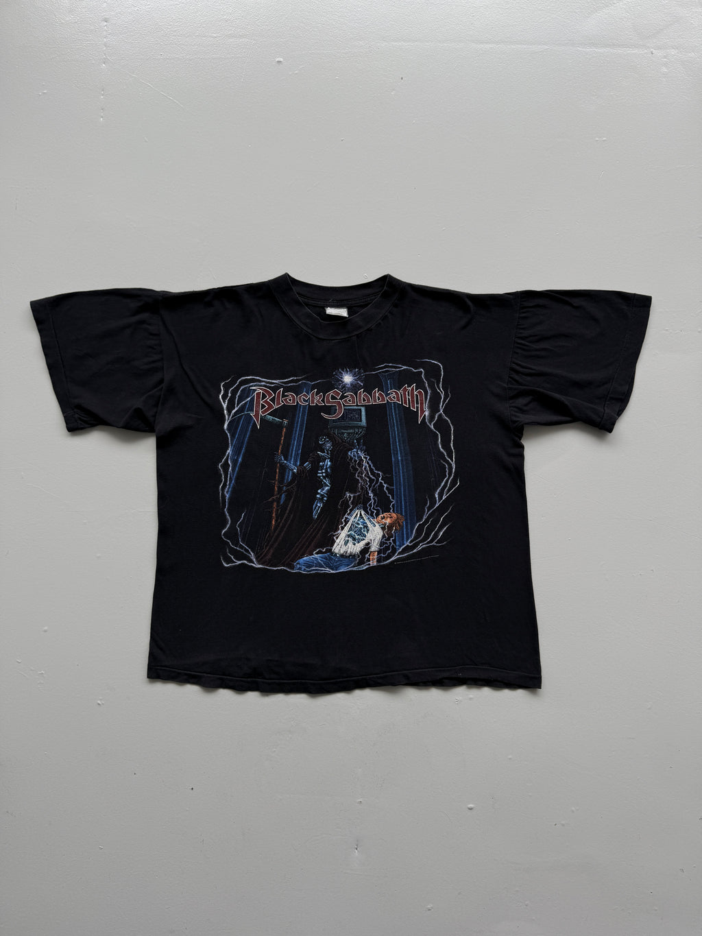 Black Sabbath 90's Vintage European Tour Graphic Band T-Shirt - Cropped XL