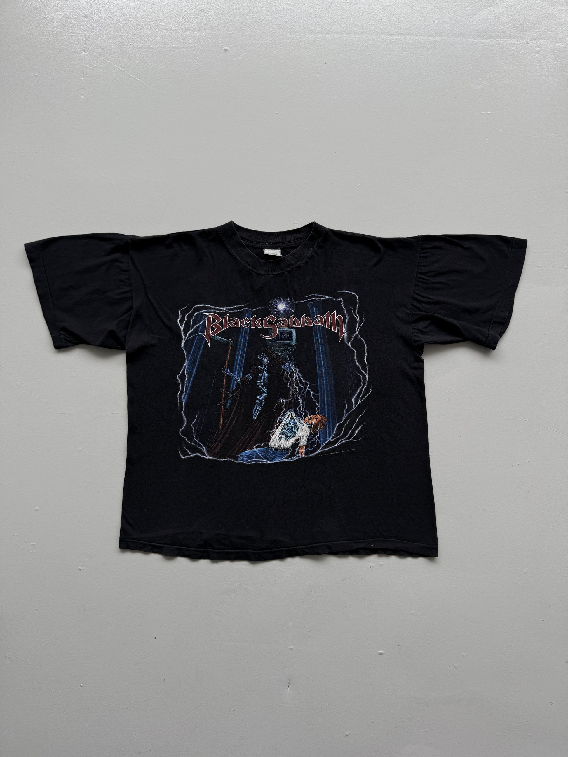 Black Sabbath 90's Vintage European Tour Graphic Band T-Shirt - Cropped XL