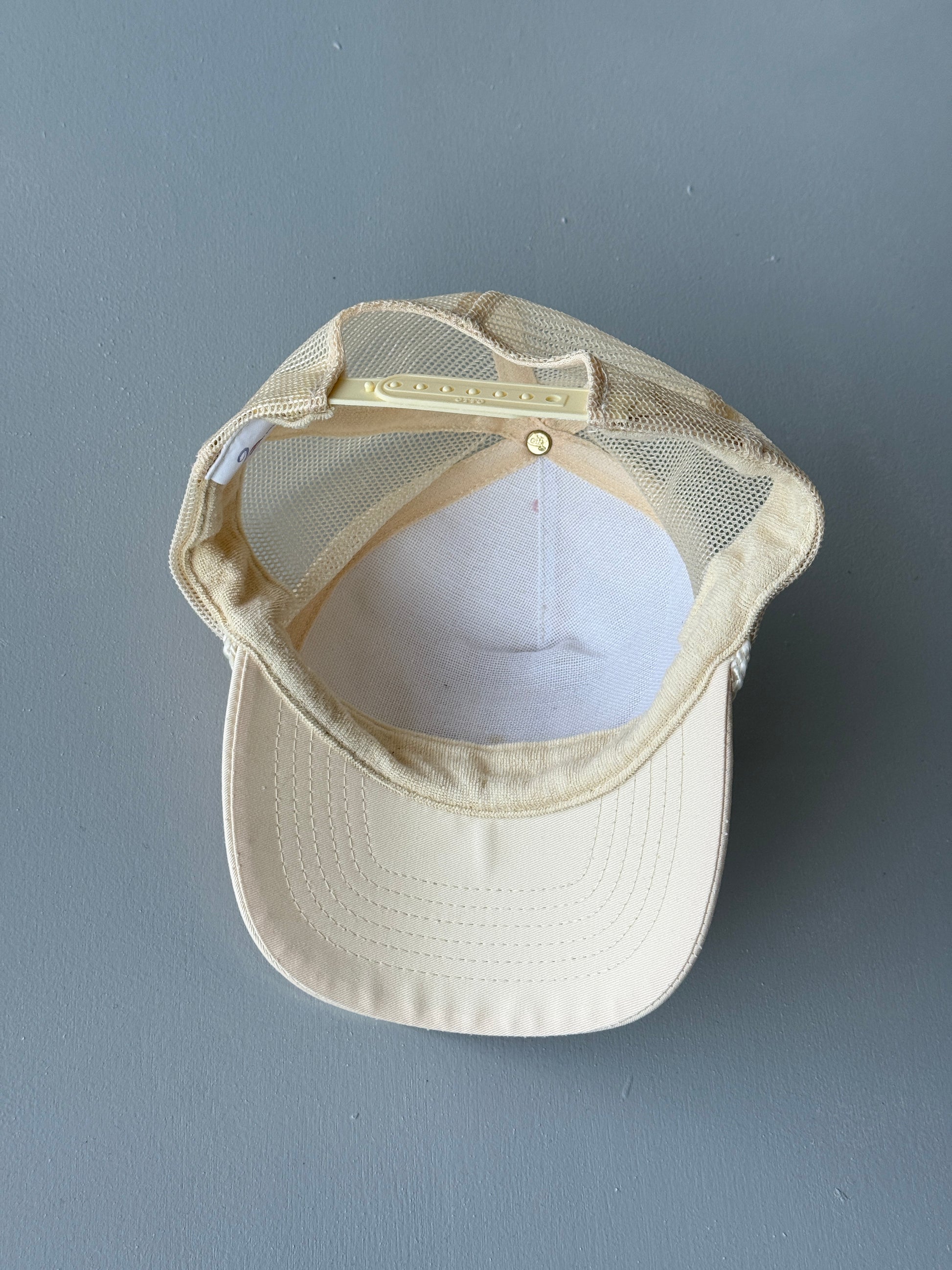 Cream Mt. Allamuchy BSA Campmaster 90's Vintage SnapBack Trucker Cap